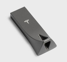Tesla Model 3,Y,S,X OEM USB Flash Drive for Dashcam & Sentry Mode 128GB picture
