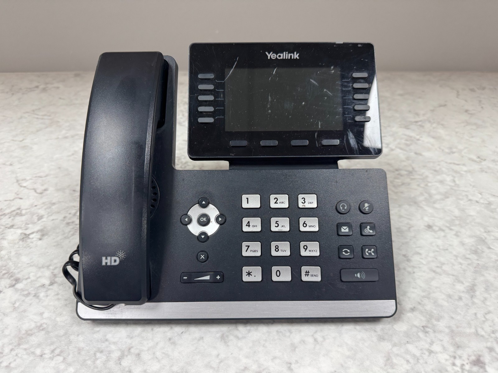 Yealink SIP-T54W IP Phone - WORKING - POOR SCREEN CONDITION - (PoE) Yealink SIP-T54W IP Phone - WORKING - POOR SCREEN CONDITION - (PoE)