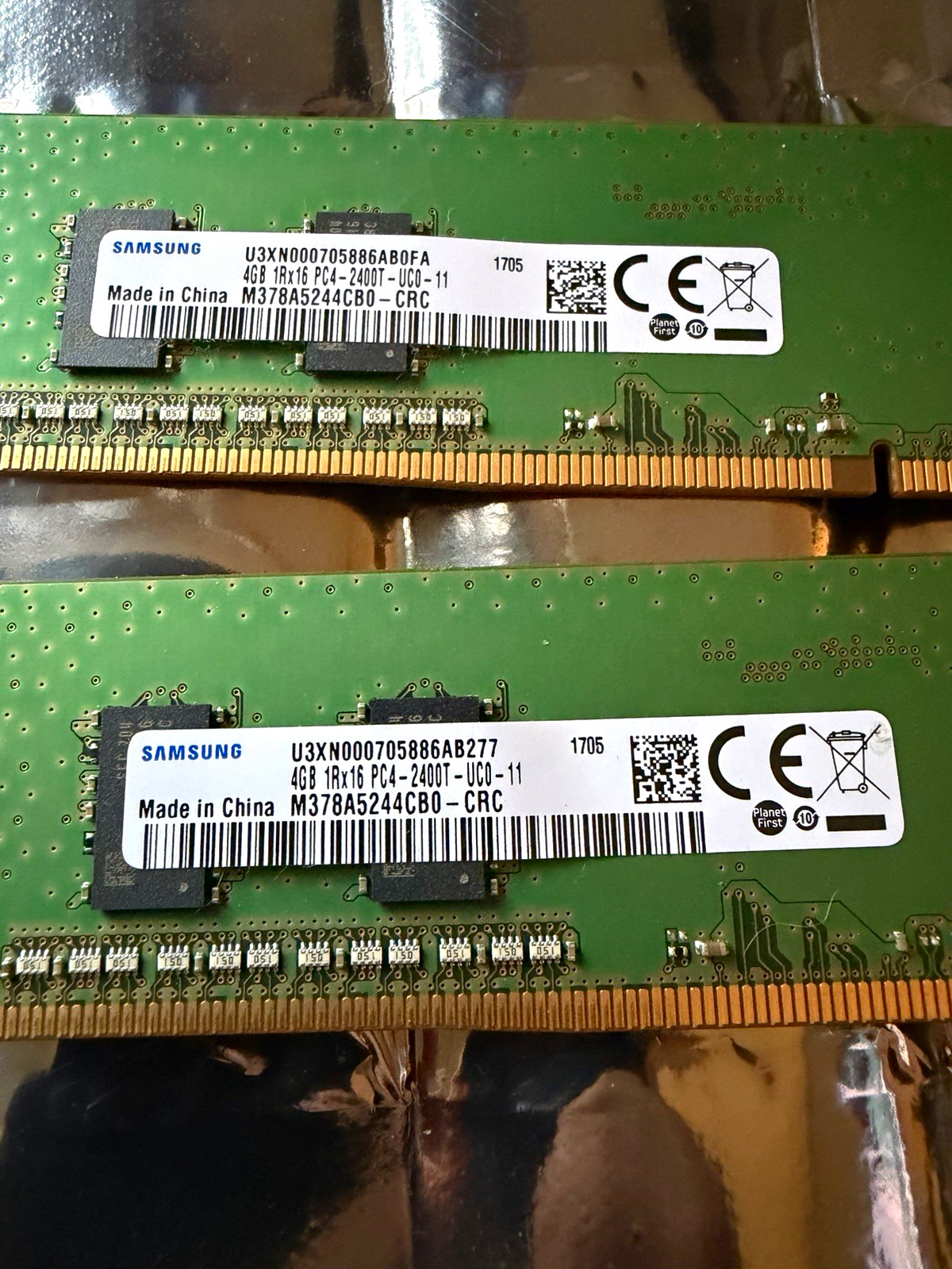 Samsung 8GB (2x4GB) DDR4 PC4-2400T 288-Pin DIMM RAM M378A5244CB0-CRC