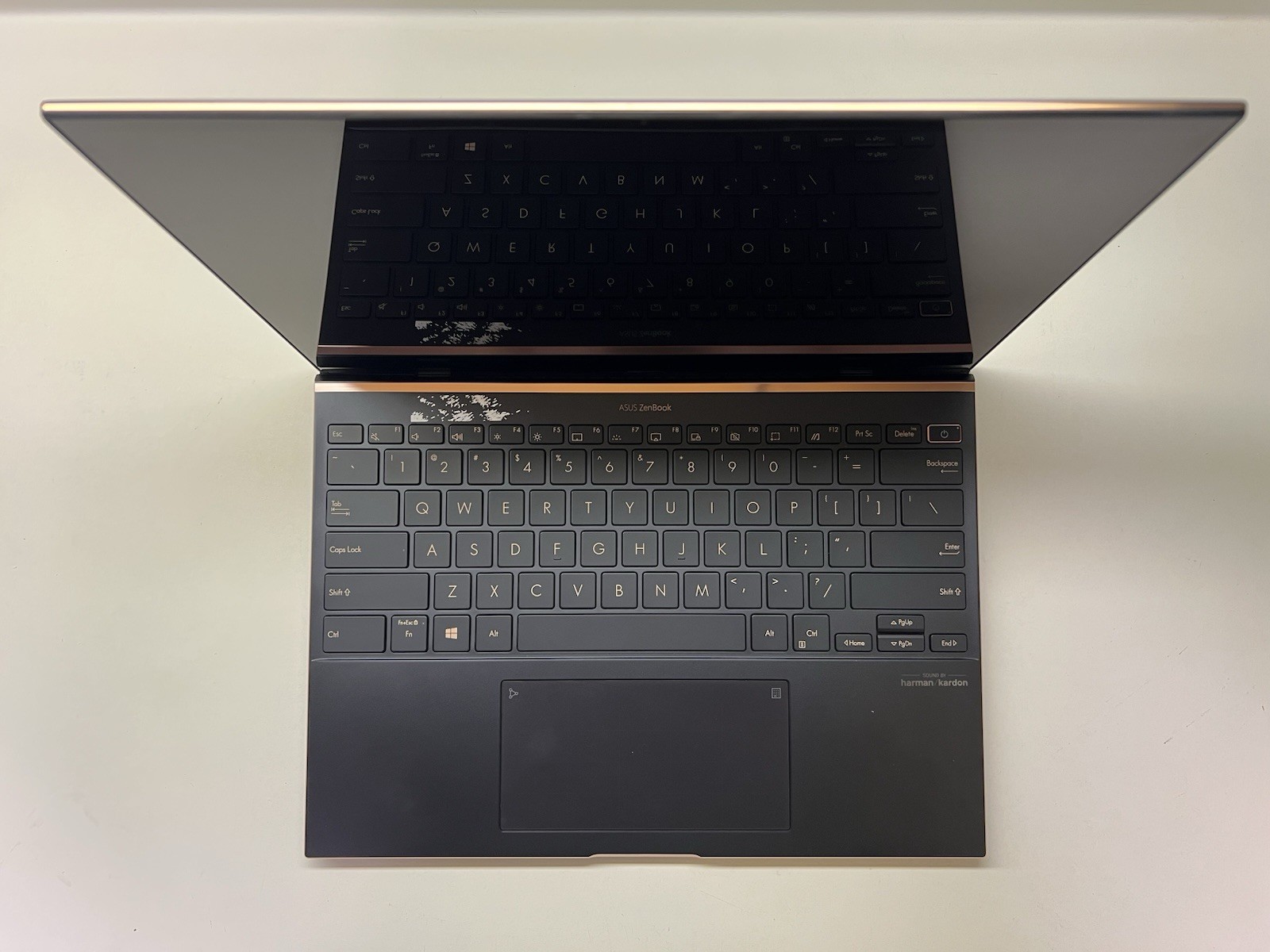ASUS ZenBook S UX393E 13.9” Touchscreen Laptop NO POWER Parts Repair No SSD ASUS ZenBook S UX393E 13.9” Touchscreen Laptop NO POWER Parts Repair No SSD