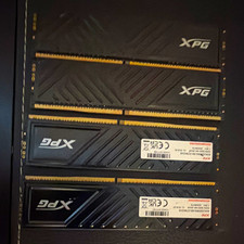 XPG DDR4 16GB (2x8GB) PC4-25600 DDR4-3200 UDIMM 288-Pin AX4U32008G16A picture