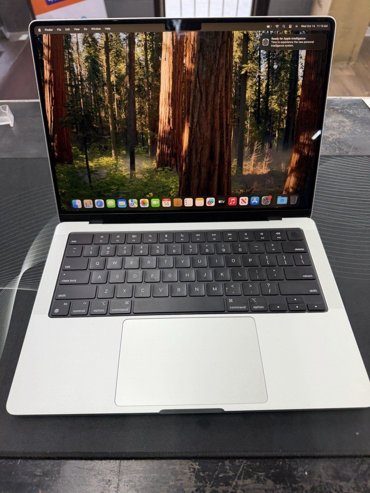 Apple MacBook Pro 2021 14.2\