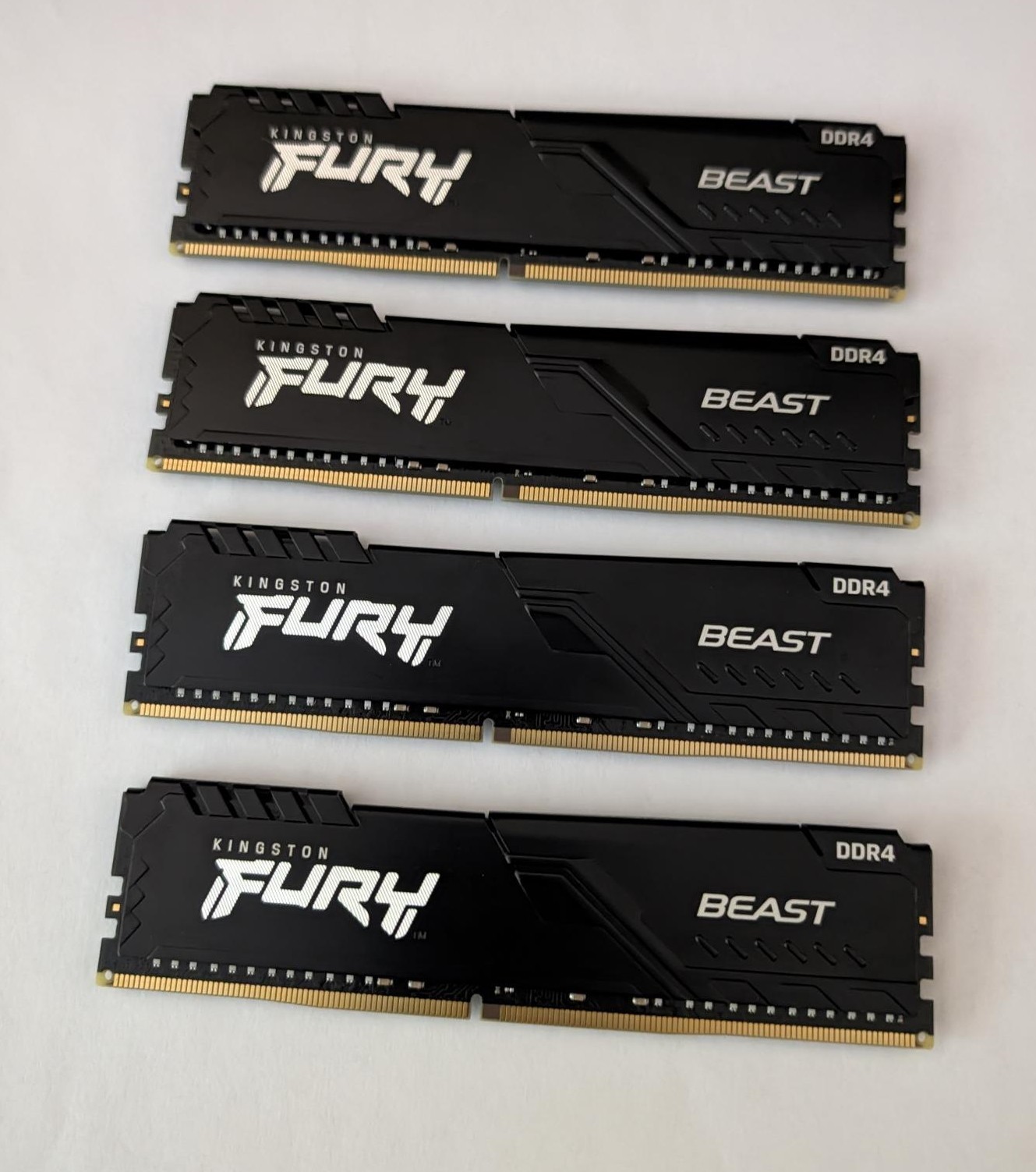 128GB (4x32) Kingston Fury Beast DDR4-3200 CL16 desktop RAM | Intel XMP | Tested 128GB (4x32) Kingston Fury Beast DDR4-3200 CL16 desktop RAM | Intel XMP | Tested