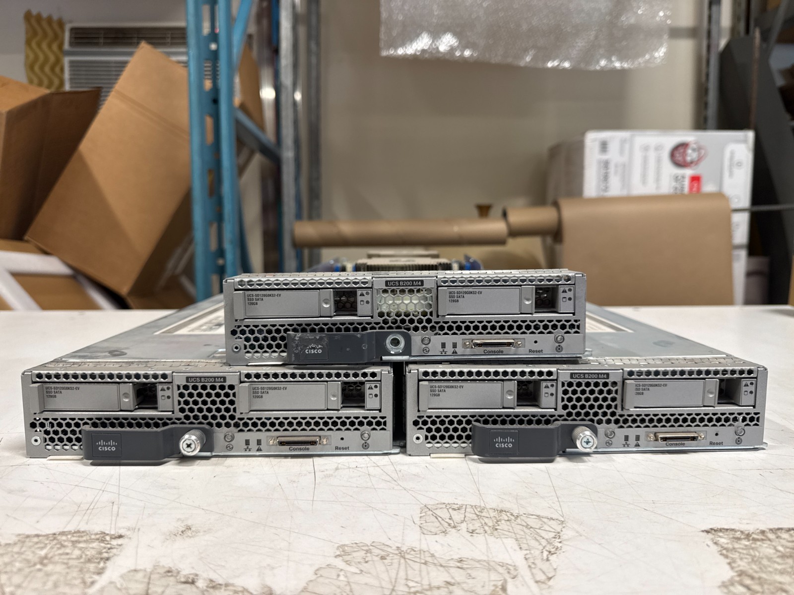 LOT OF 3 Cisco UCS B200 M4 Blade Server Modules w/ 2x Xeon, No Ram, No HDD, Read LOT OF 3 Cisco UCS B200 M4 Blade Server Modules w/ 2x Xeon, No Ram, No HDD, Read