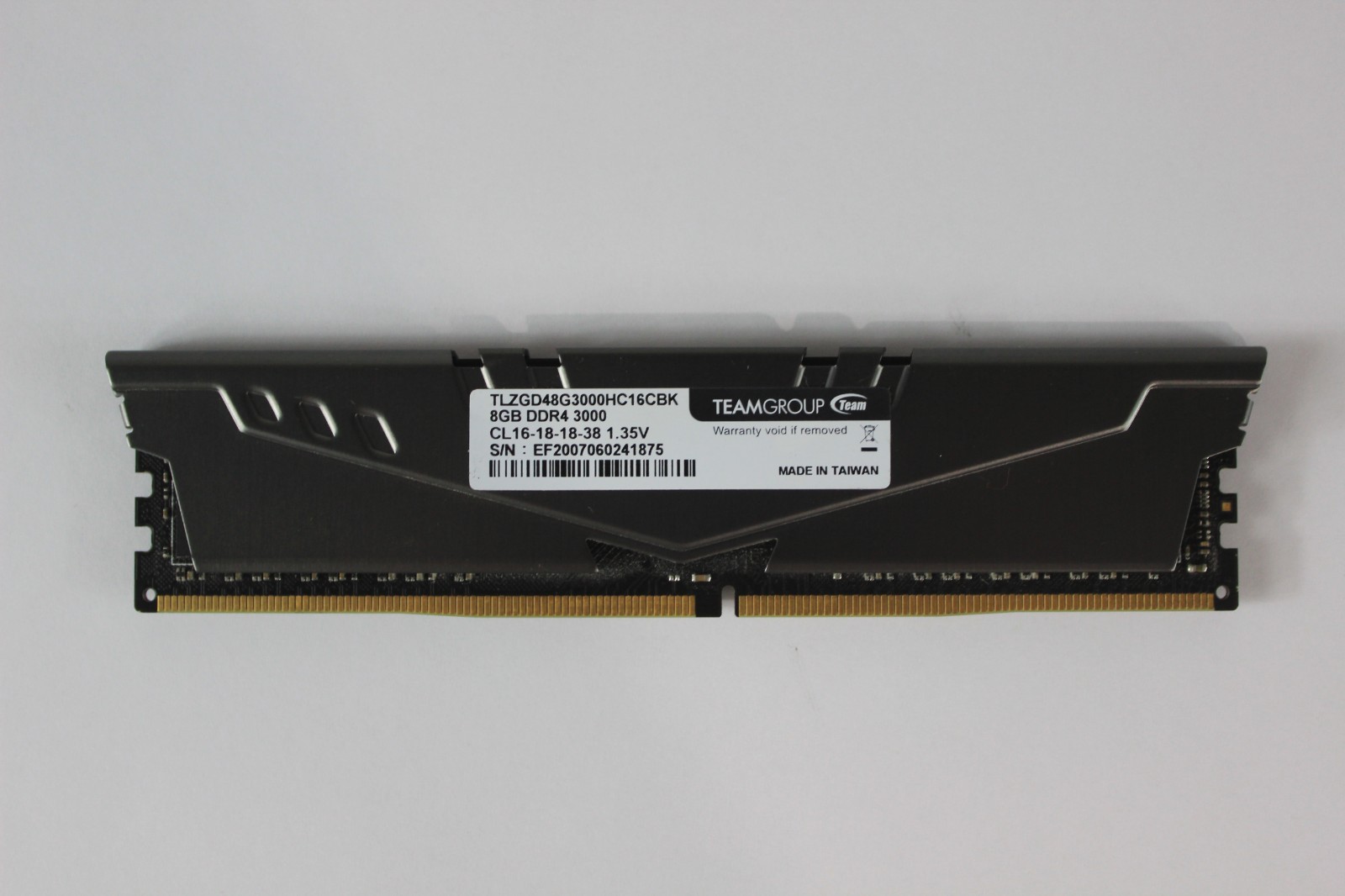 TeamGroup T-Force Vulcan 8GB (1x8GB) DDR4 RAM 3200MHz TLZGD48G3000HC16CBK TeamGroup T-Force Vulcan 8GB (1x8GB) DDR4 RAM 3200MHz TLZGD48G3000HC16CBK