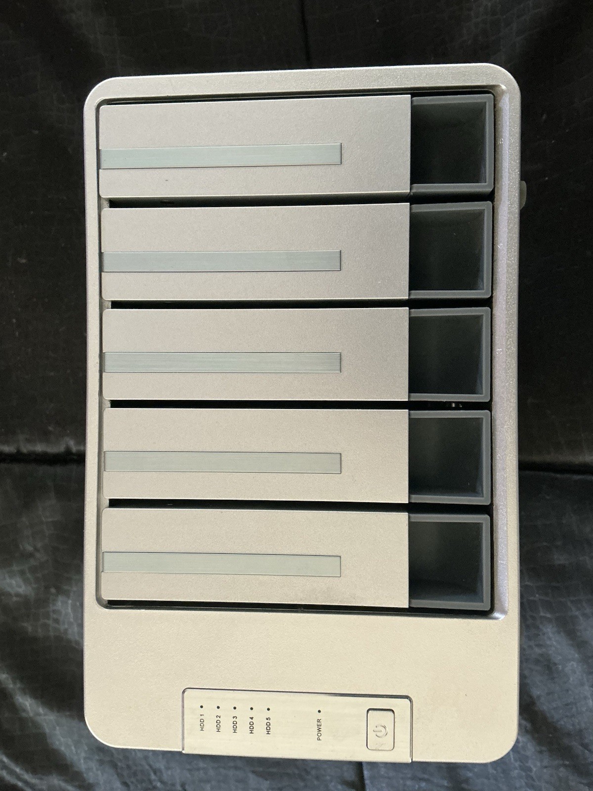 TerraMaster D5-300C 5-Bay USB-C Hard Drive Enclosure TerraMaster D5-300C 5-Bay USB-C Hard Drive Enclosure