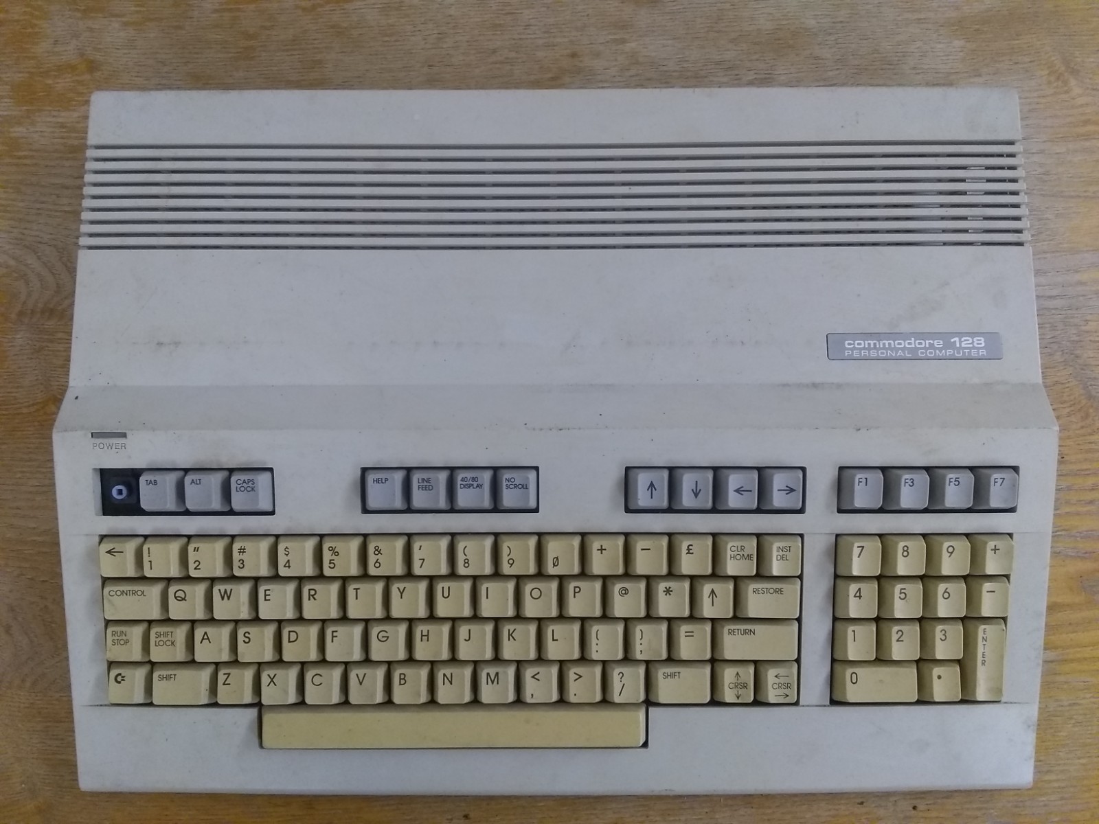 Commodore 128 Case + Keyboard + LED, C128 Computer Parts Commodore 128 Case + Keyboard + LED, C128 Computer Parts