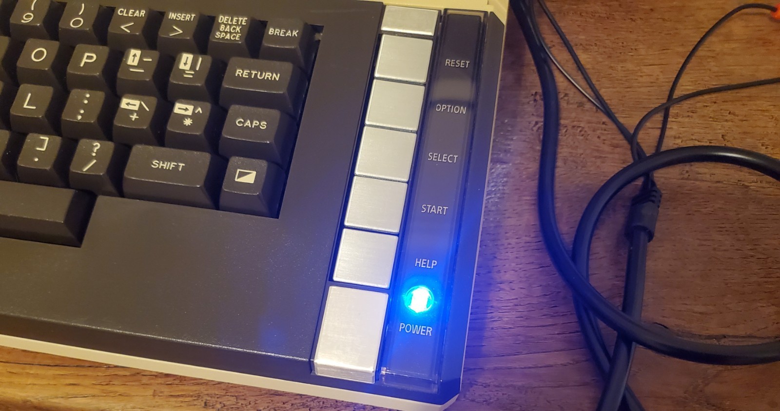 Atari 800 XL 8-Bit Computer W/ Blue LED And S Video A/V Cable 