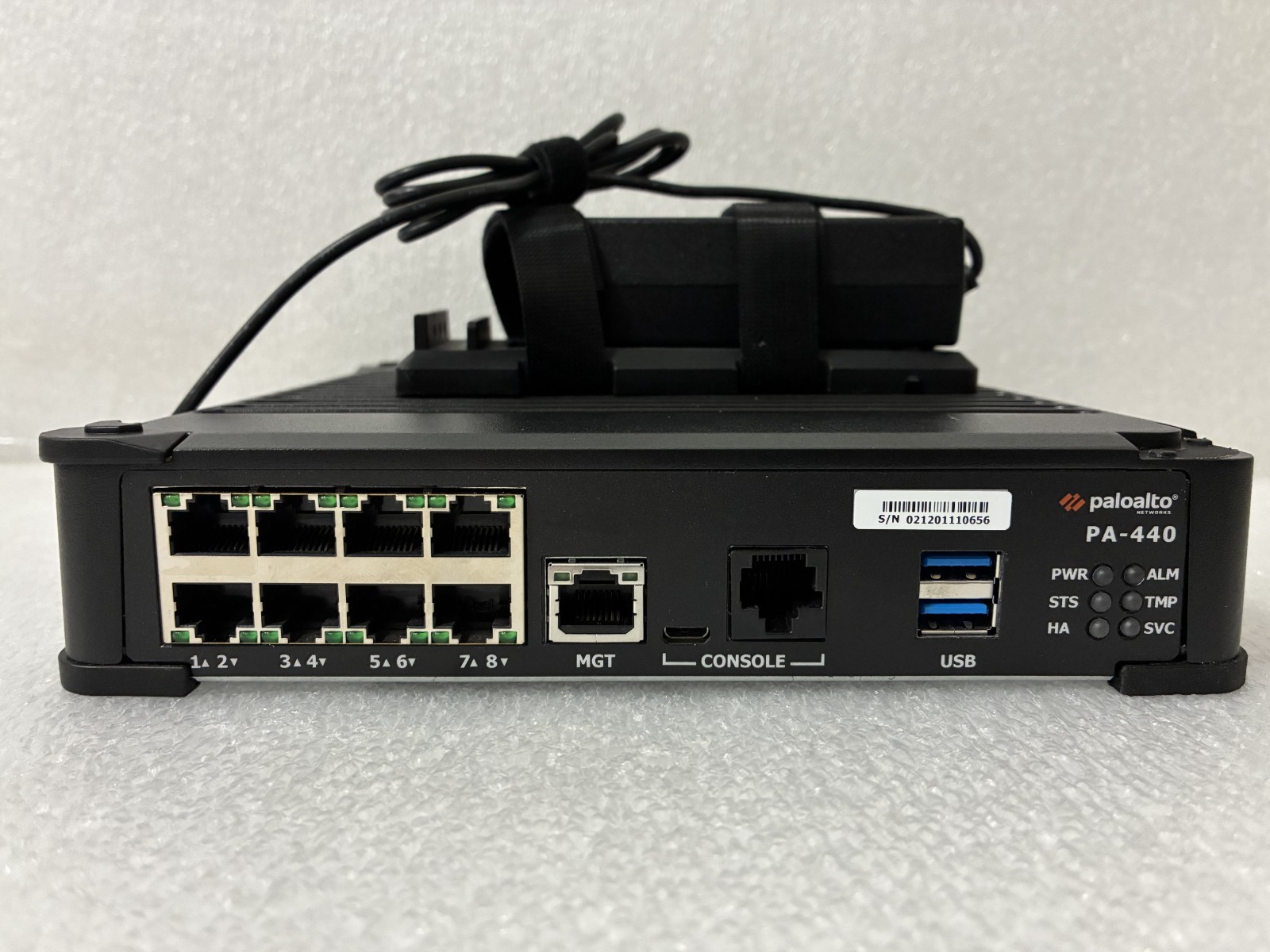 Palo Alto PA-440 Next Generation Firewall 8 x 1GE Ports W/ Power Adaptor