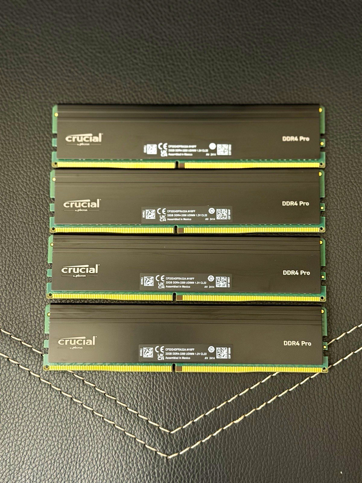 Crucial DDR4 Pro 128GB (4x32GB) DDR4-3200 UDIMM ECC 288-Pin CP32G4DFRA32A.M16FF Crucial DDR4 Pro 128GB (4x32GB) DDR4-3200 UDIMM ECC 288-Pin CP32G4DFRA32A.M16FF