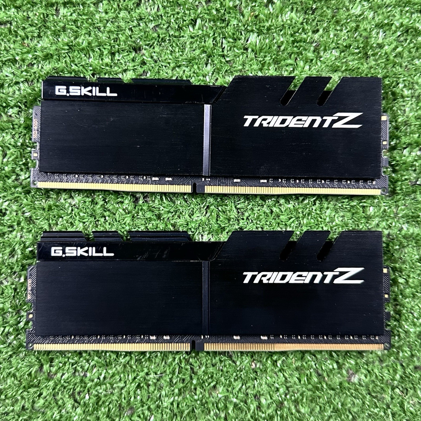 G. SKILL Trident Z Neo 32GB (2x16GB) 4000mhz CL16 288-PIN RAM SDRAM DDR4 Memory G. SKILL Trident Z Neo 32GB (2x16GB) 4000mhz CL16 288-PIN RAM SDRAM DDR4 Memory