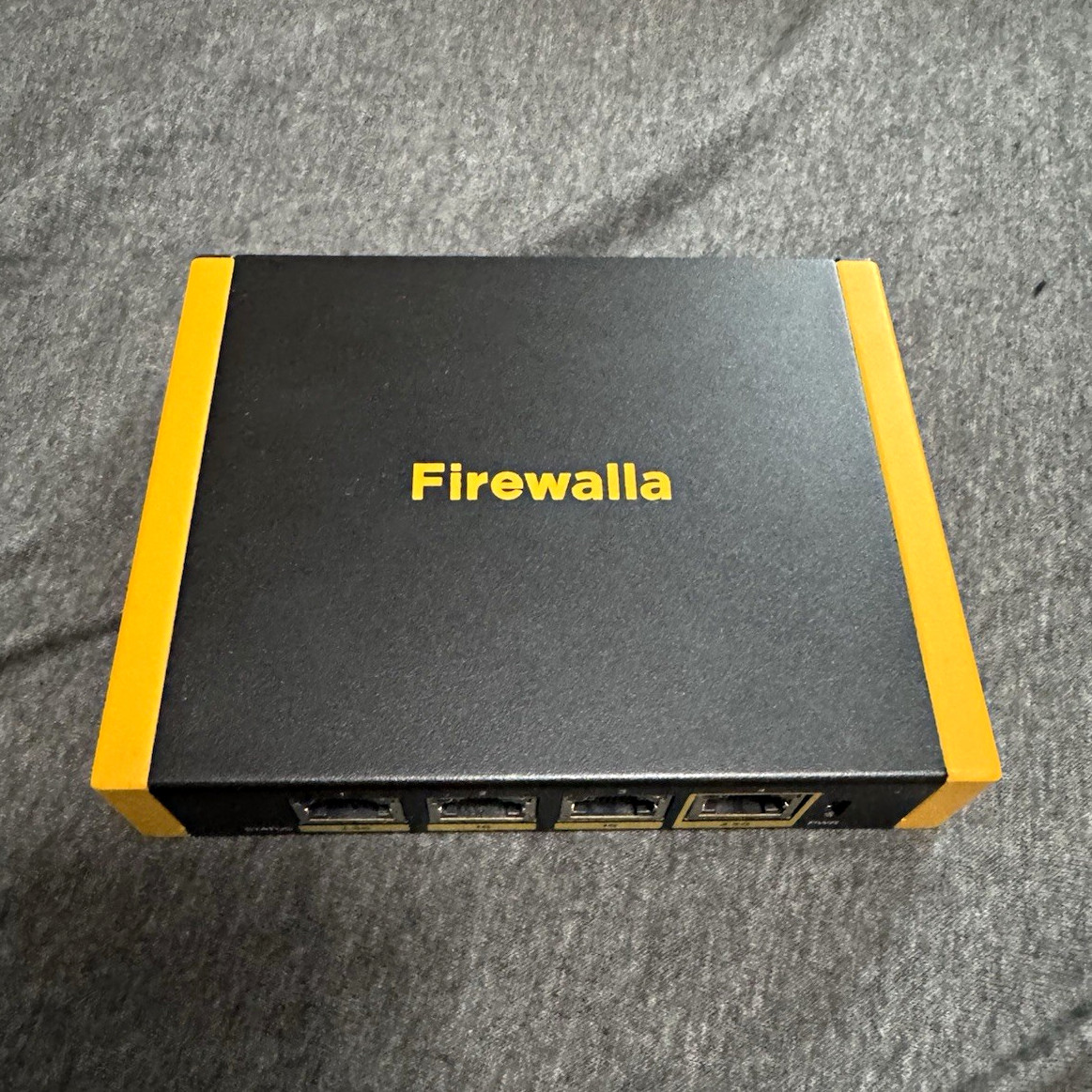 Firewalla Gold SE Firewall VPN Network Security Appliance Black/Yellow Firewalla Gold SE Firewall VPN Network Security Appliance Black/Yellow