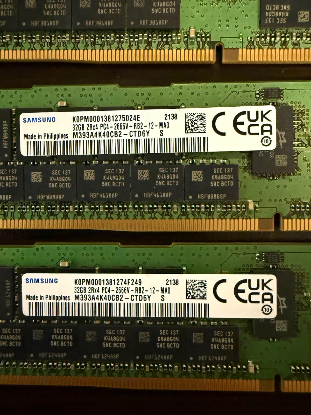Samsung 128GB (4x32GB) DDR4 DIMM PC4-2666V RAM M393A4K40CB2-CTDGY