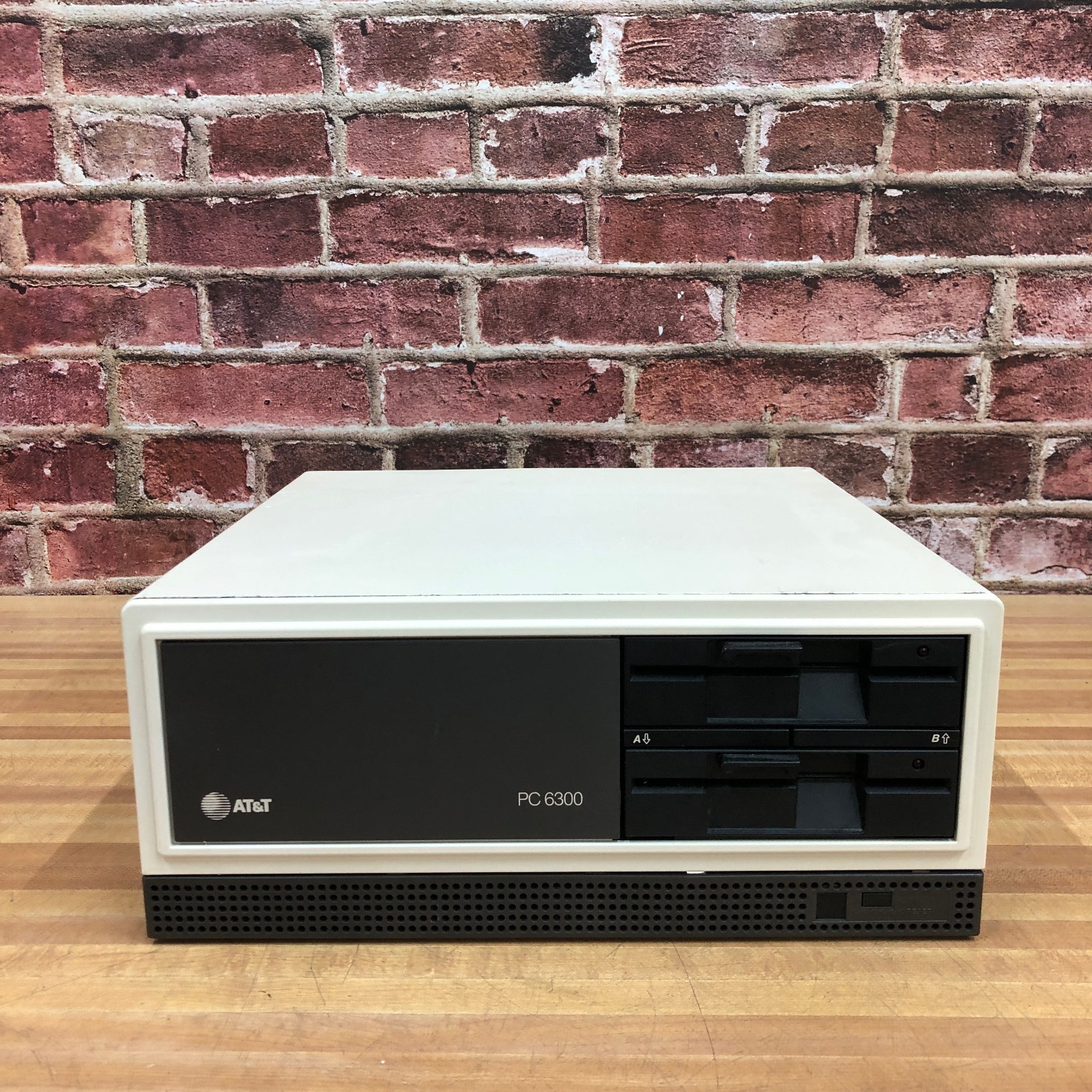 Vintage AT&T PC 6300 CPU 2/E-B Olivetti M24 8086 MHz Retro Gaming PC (COMPLETE)