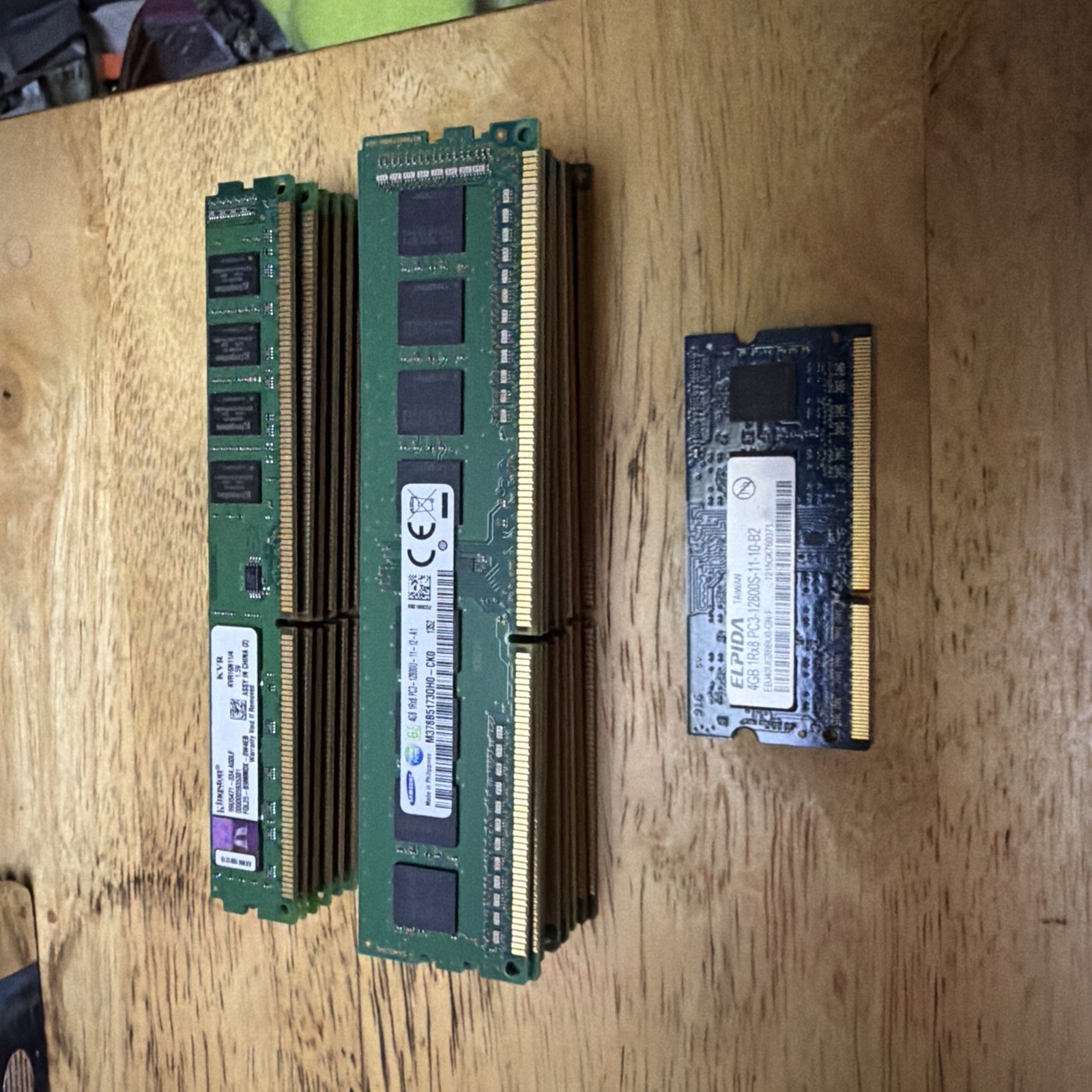 23 LOT - 4GB PC3-12600U DDR3 MEMORY RAM DESKTOP MIXED BRANDS (1 - 2Gb) Desktop 23 LOT - 4GB PC3-12600U DDR3 MEMORY RAM DESKTOP MIXED BRANDS (1 - 2Gb) Desktop