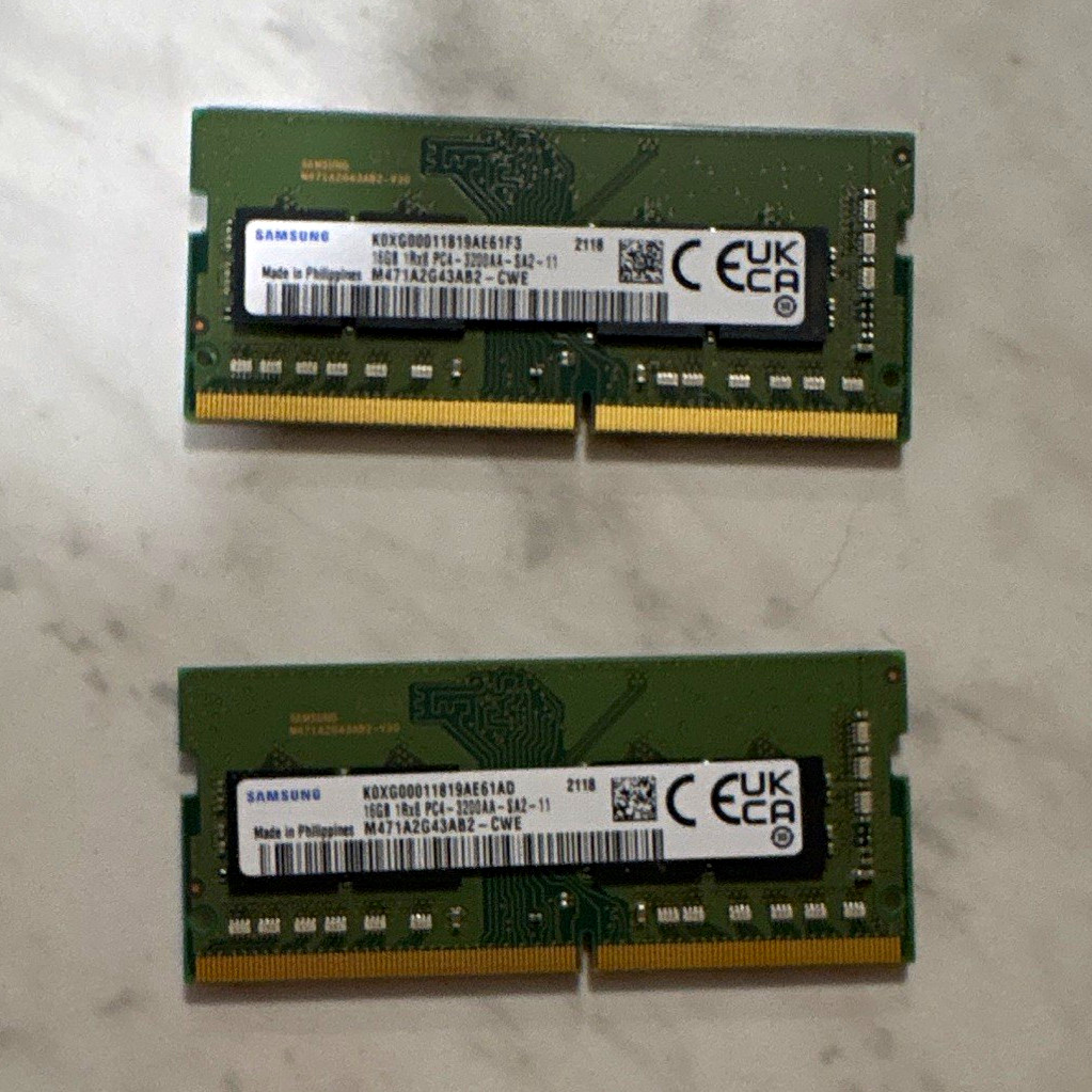 Samsung 32GB (2x16GB) DDR4 SO-DIMM PC4-3200AA 260-Pin M471A2G43AB2