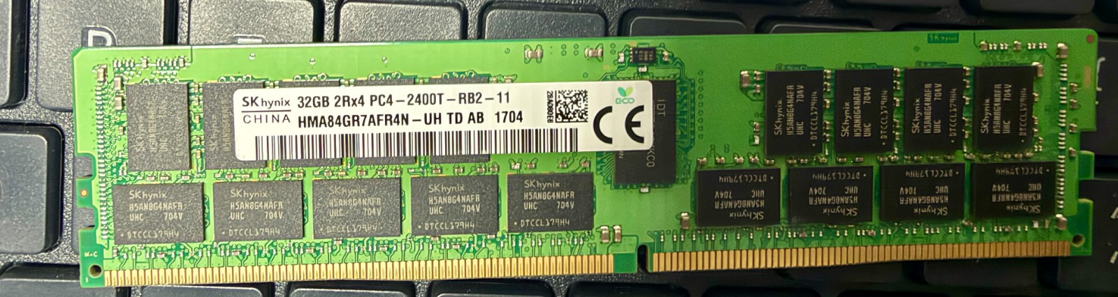 SK Hynix 32GB PC4-2400T DDR4-2400 ECC RDIMM Server RAM HMA84GR7AFR4N-UH Tested SK Hynix 32GB PC4-2400T DDR4-2400 ECC RDIMM Server RAM HMA84GR7AFR4N-UH Tested