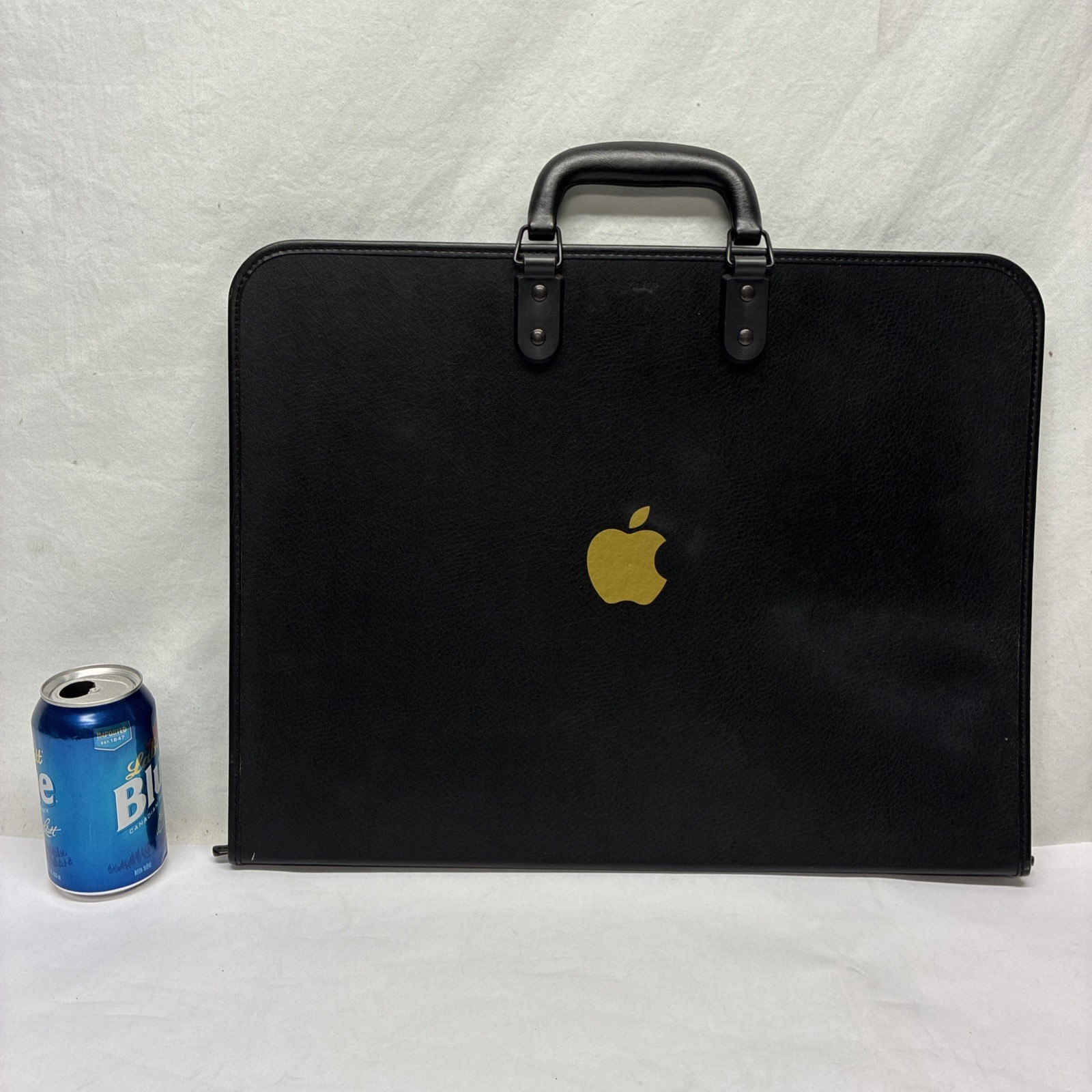 Vintage APPLE COMPUTER Art Portfolio Case - Florence 18” x 14” - READ