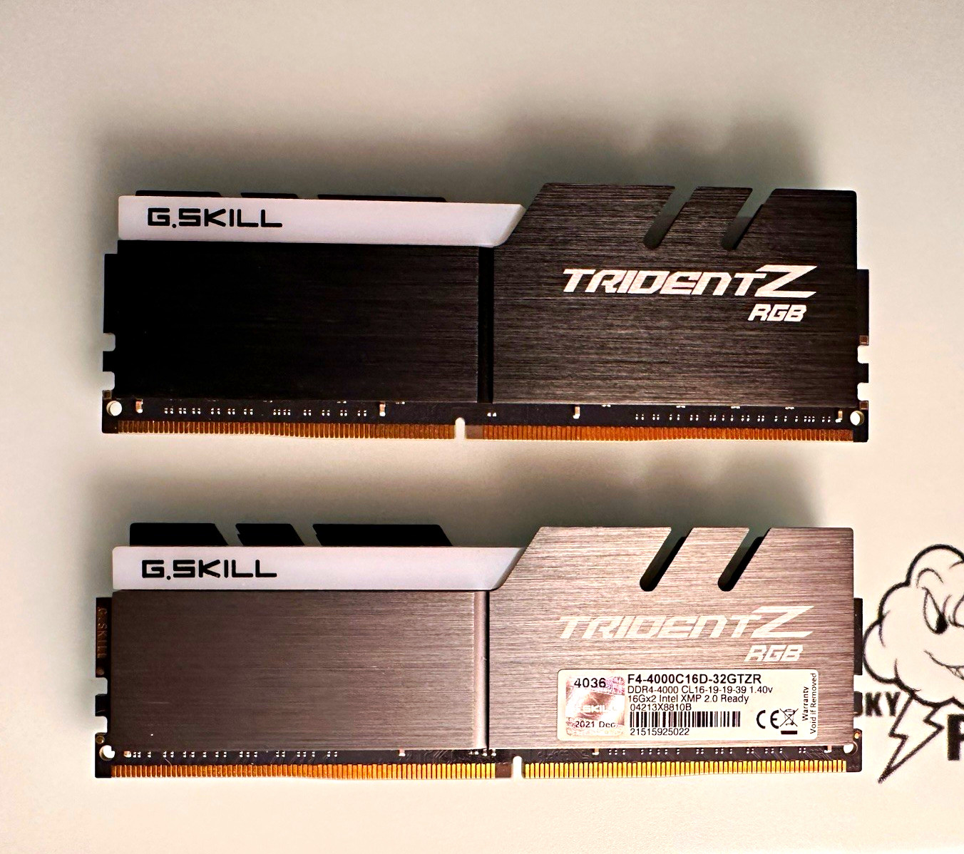 B-die G.SKILL Trident zRGB 4000 32GB *(16-17-17-36) OC tested* B-die G.SKILL Trident zRGB 4000 32GB *(16-17-17-36) OC tested*