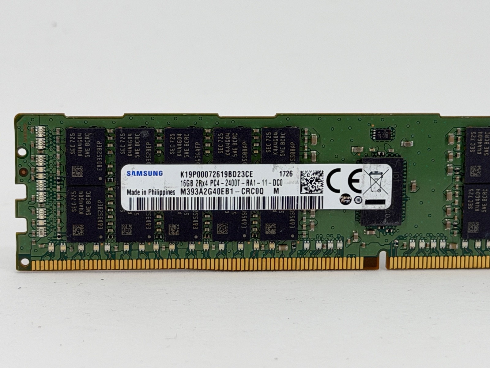 Samsung 16GB DDR4 2400MHz RDIMM Server Memory (M393A2G40EB1-CRC) - Preowned