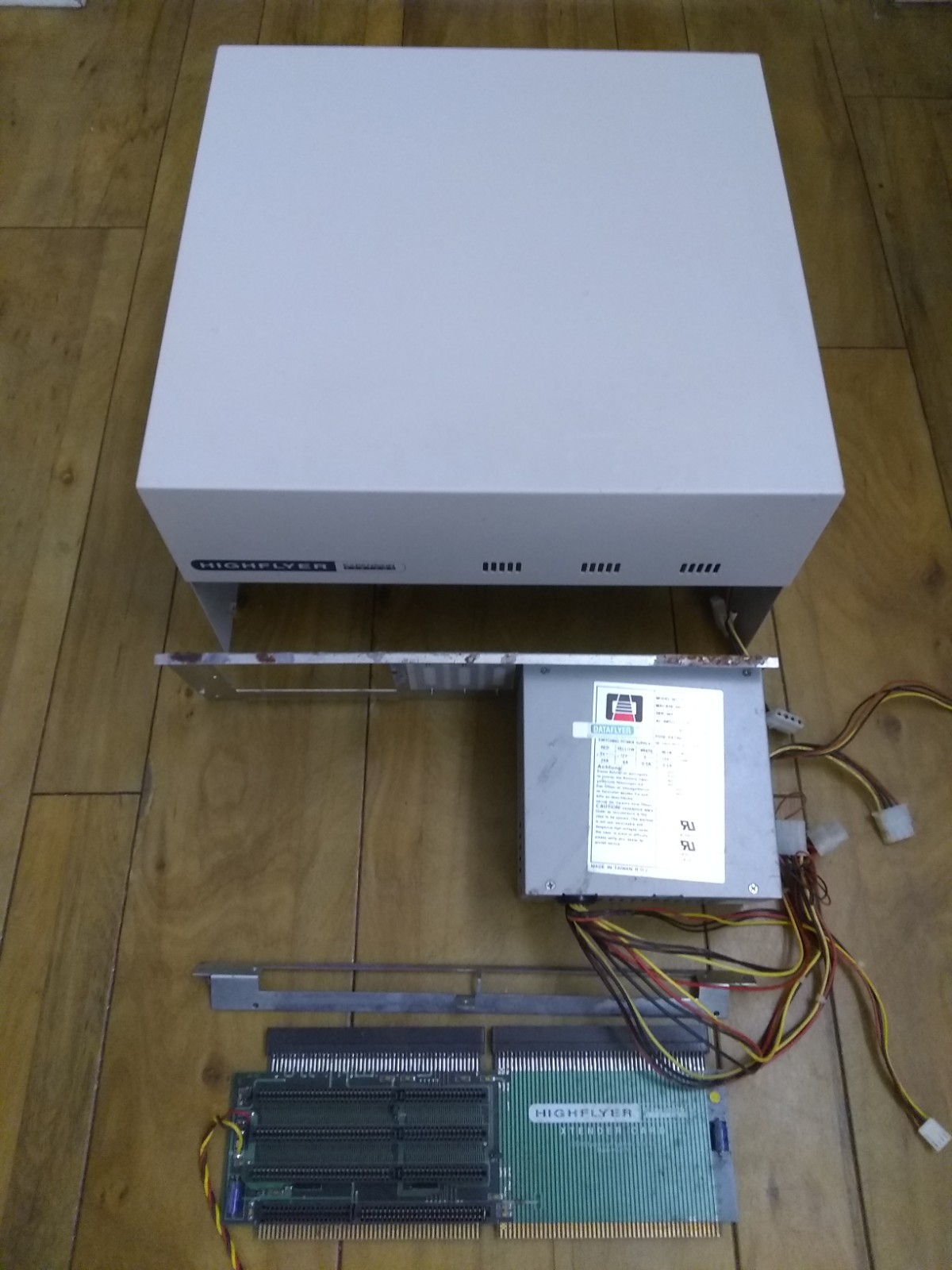 HighFlyer Amiga 4000 Tower & Bus Extender, Expansion Systems A4000T Kit #2