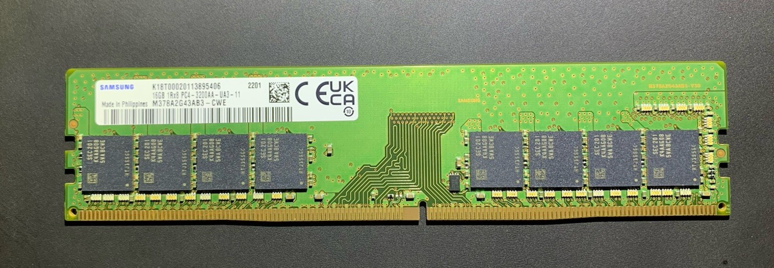 Samsung M378A2G43AB3-CWE 16GB 1Rx8 PC4-3200AA DDR4 Desktop RAM Samsung M378A2G43AB3-CWE 16GB 1Rx8 PC4-3200AA DDR4 Desktop RAM