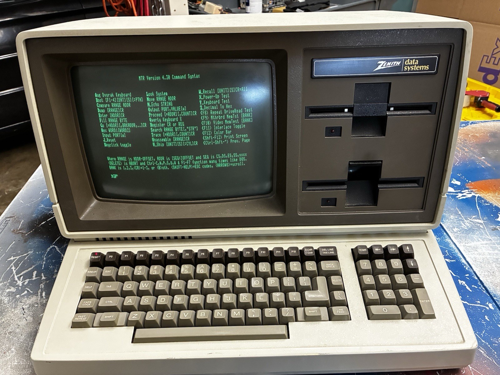 Zenith Z-120 Vintage Computer WORKS Zenith Z-120 Vintage Computer WORKS