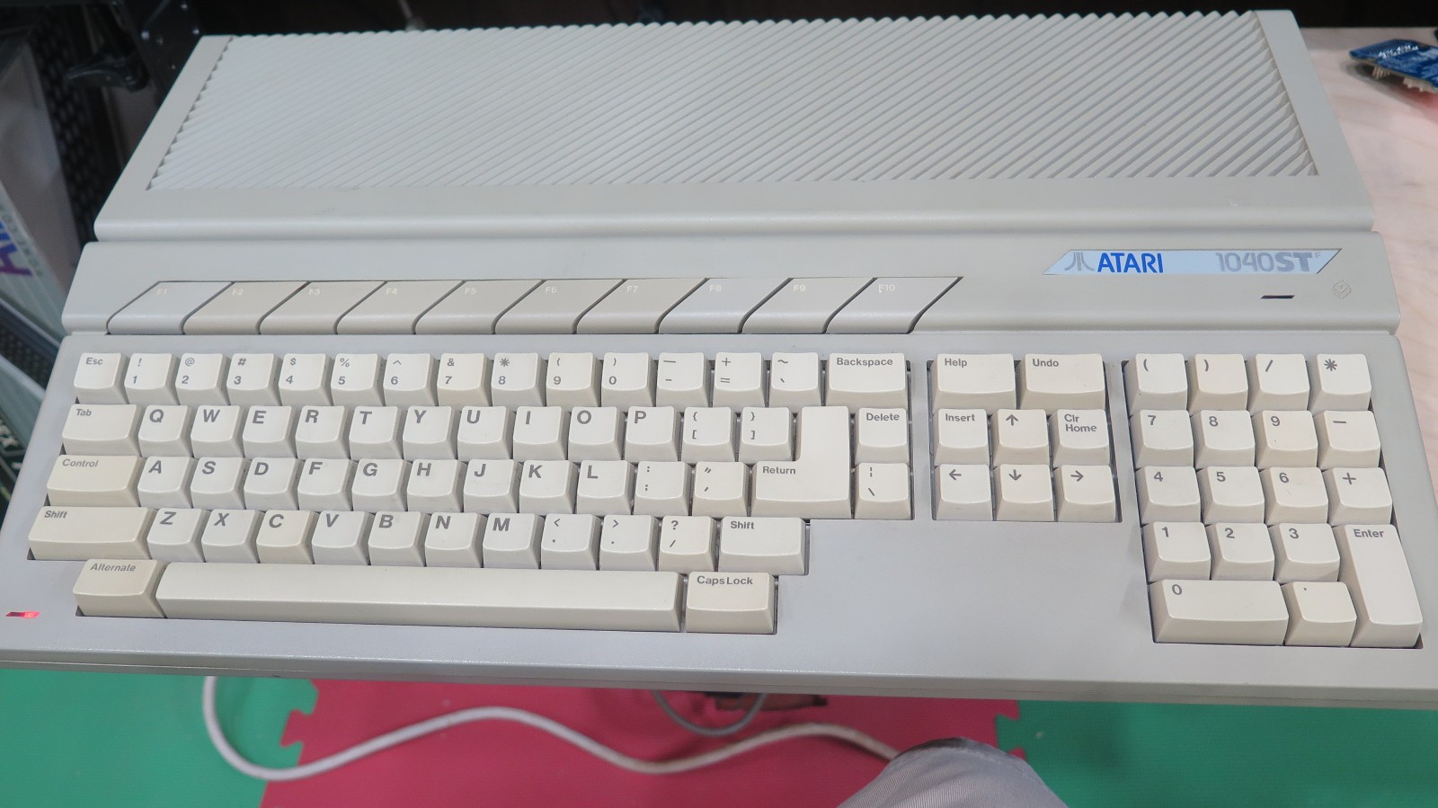 Atari 1040 STF Computer Working Good Condition