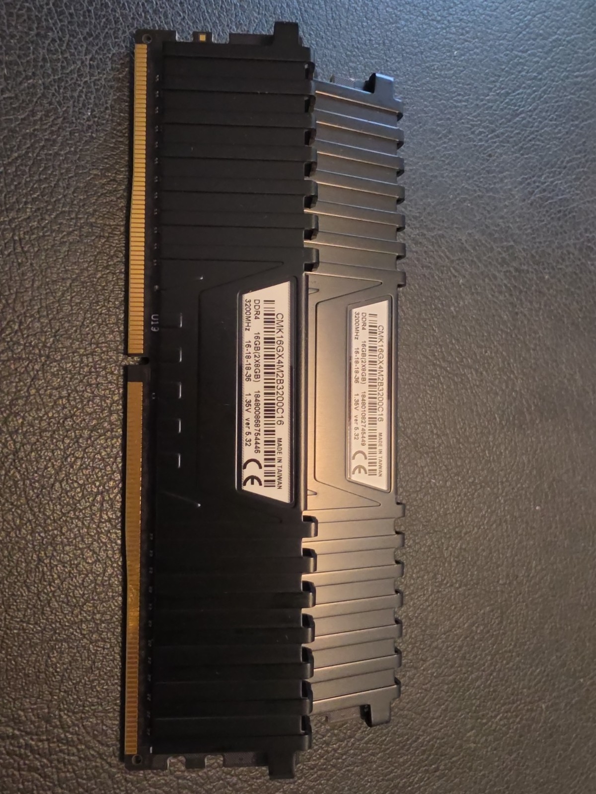 Corsair VENGEANCE LPX 16GB (2x8GB) DDDR4 DRAM 3200MHz Memory Module Kit - Black