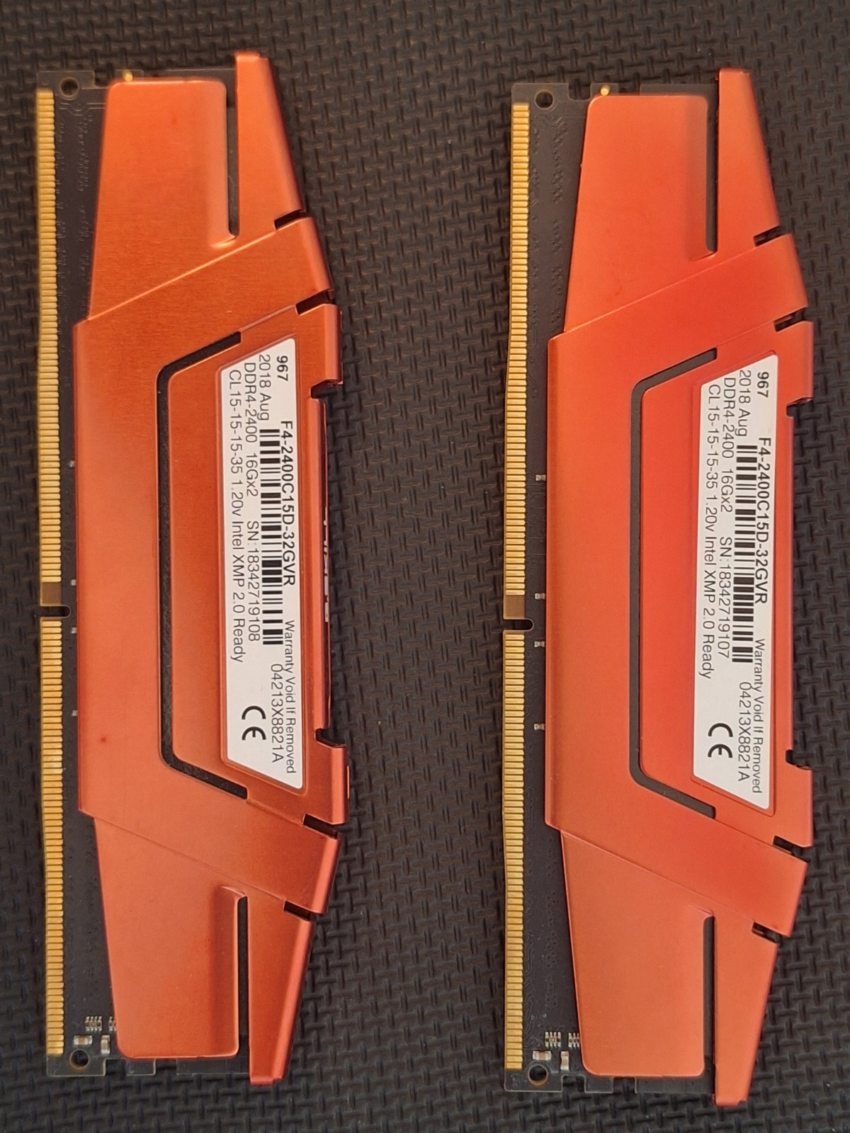 G.SKILL RipJaws V Series 32GB Kit (2 x 16GB) DDR4 2400 F4-2400C15S-16GVR