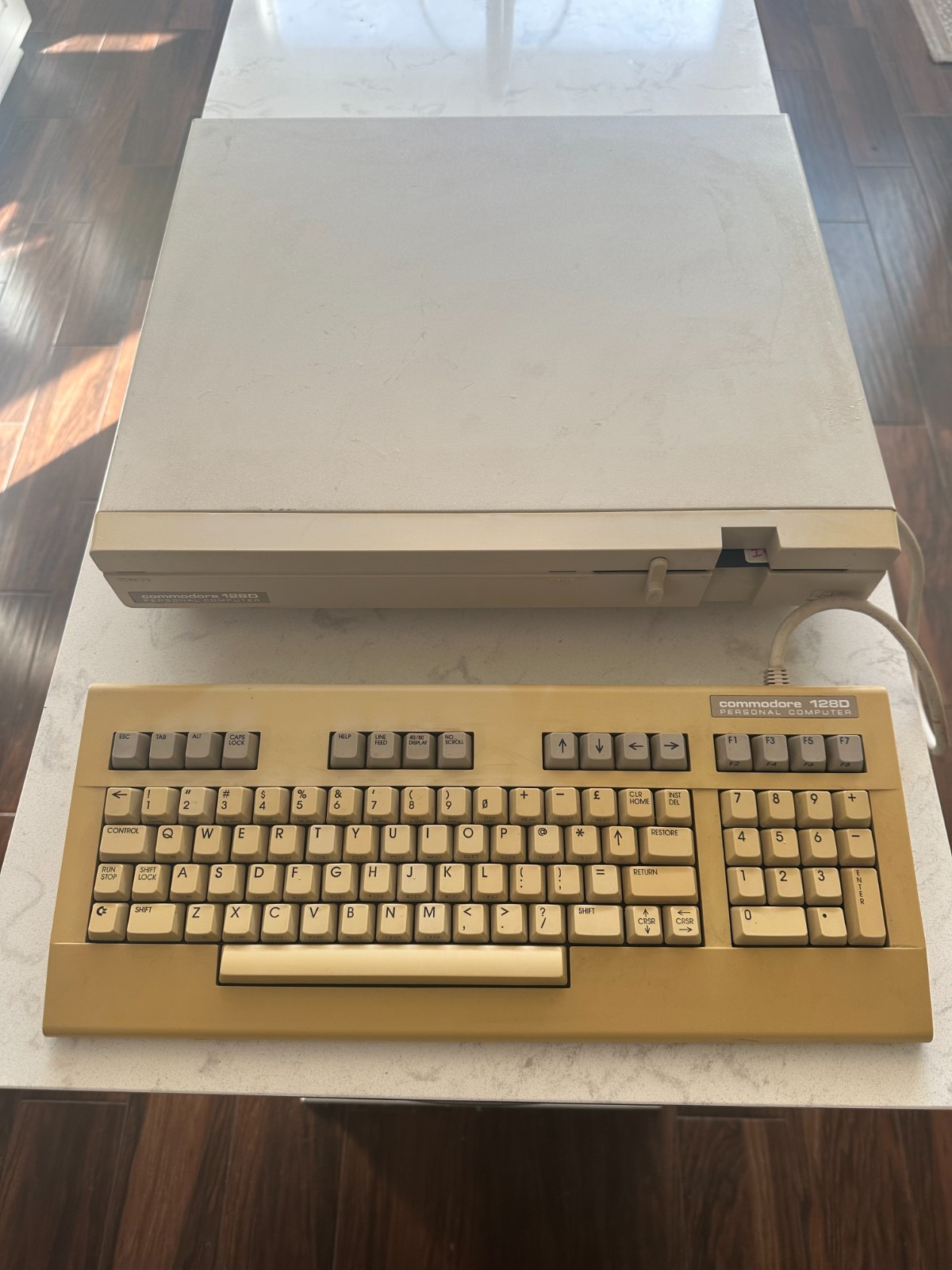 Rare Vintage Commodore 128D Computer w Keyboard WORKING Rare Vintage Commodore 128D Computer w Keyboard WORKING
