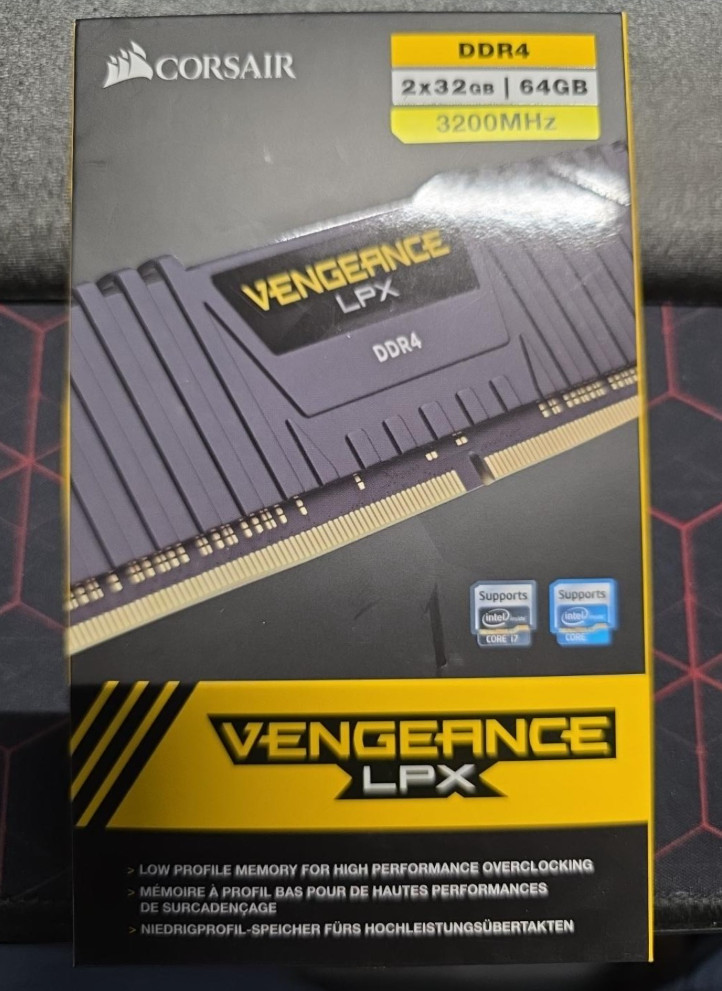 Corsair Vengeance LPX 64GB (2x32GB) DDR4-3200 Desktop RAM New in Box Corsair Vengeance LPX 64GB (2x32GB) DDR4-3200 Desktop RAM New in Box