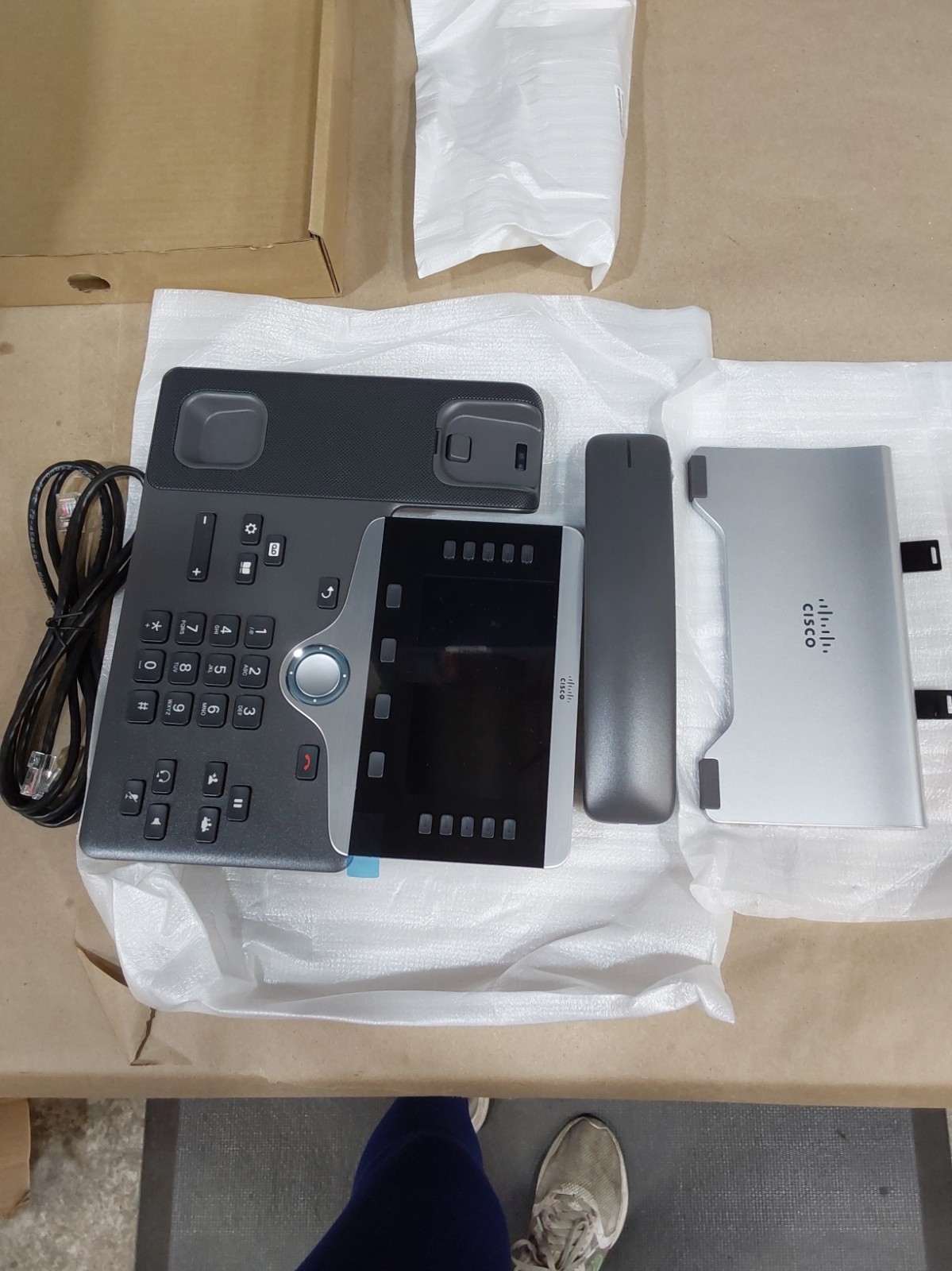 Cisco CP-8841 Phone Missing Phone Cord Cisco CP-8841 Phone Missing Phone Cord
