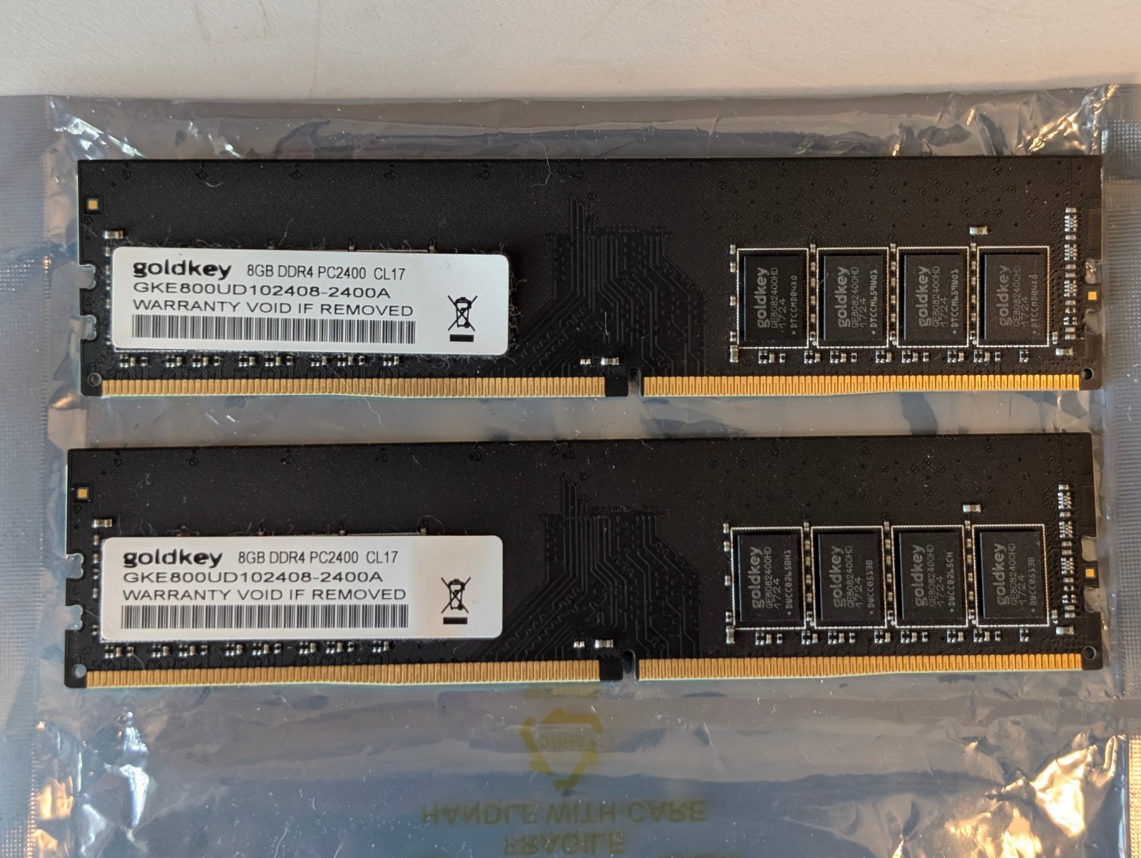 GoldKey 16GB (2x8GB) RAM DDR4 Desktop Gaming Memory 2400MHz GKE800UD102408-2400A GoldKey 16GB (2x8GB) RAM DDR4 Desktop Gaming Memory 2400MHz GKE800UD102408-2400A