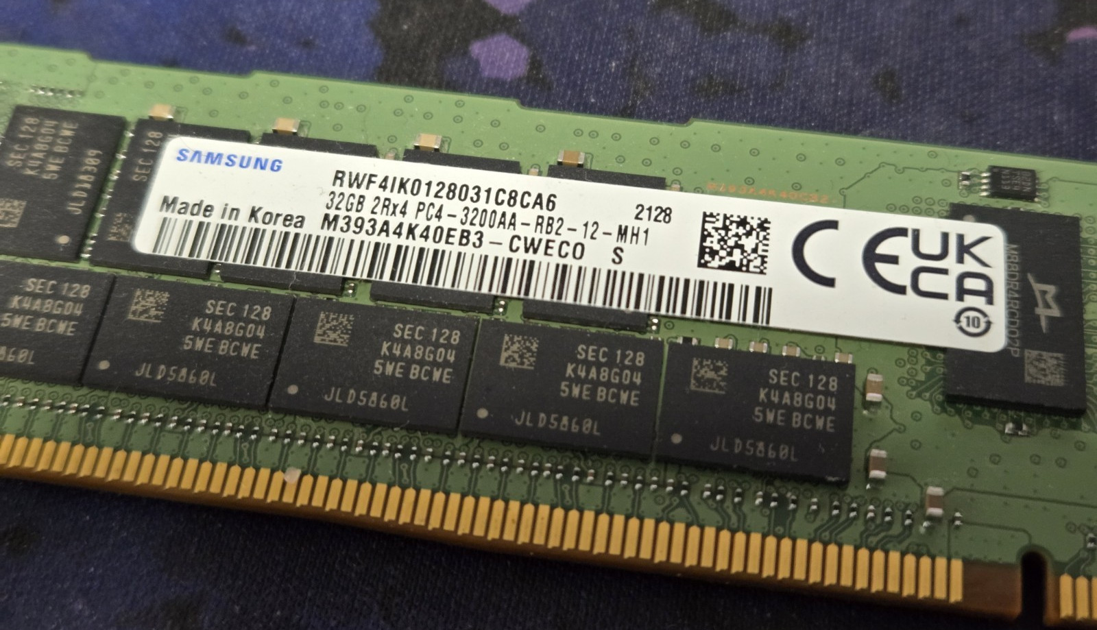 HPE (Samsung) 32GB 2RX4 PC4-3200AA - P00924-B21, P06189-001, P03052-091 HPE (Samsung) 32GB 2RX4 PC4-3200AA - P00924-B21, P06189-001, P03052-091