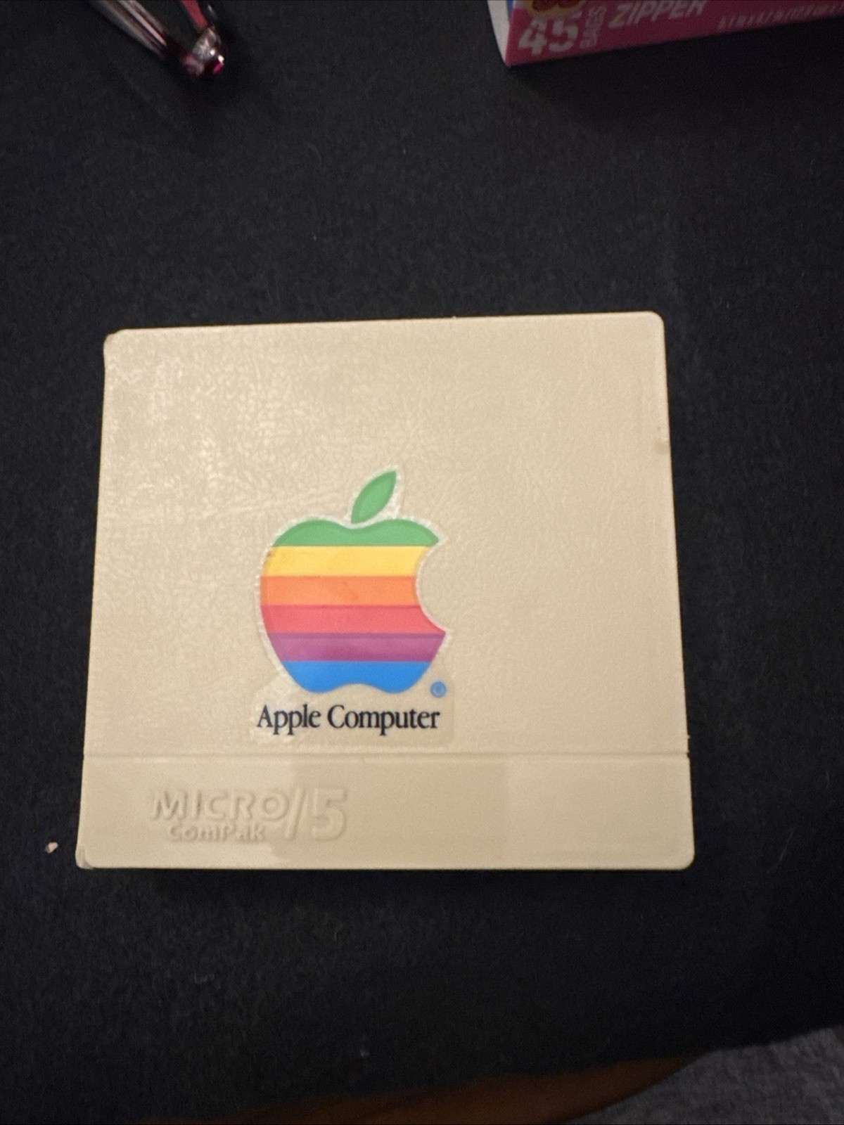 Vintage Apple Computer Rainbow Logo 3.5\