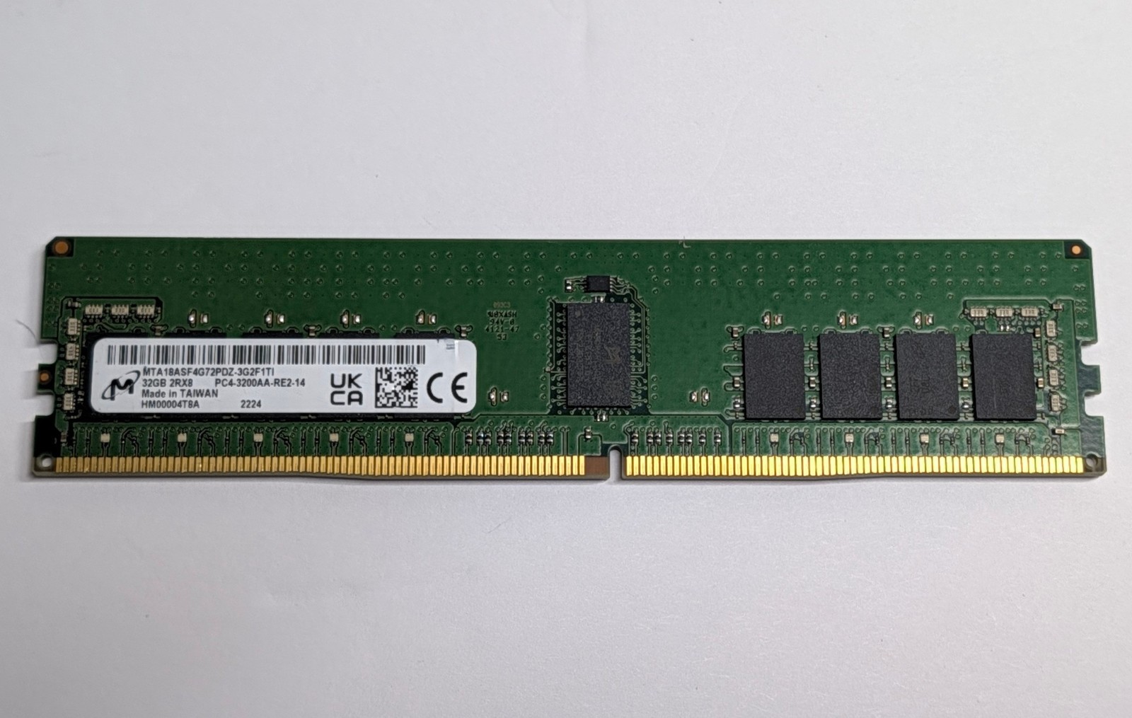 Micron 32GB 2Rx8 PC4-3200AA ECC Server RAM Memory RDIMM MTA18ASF4G72PDZ