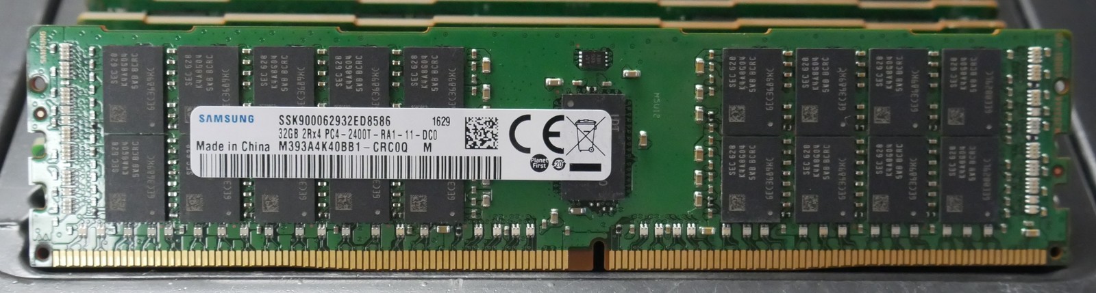 Server Memory: Samsung 32GB 2Rx4 PC4-2400T ECC DDR4 M393A4K40BB1-CRC Server Memory: Samsung 32GB 2Rx4 PC4-2400T ECC DDR4 M393A4K40BB1-CRC