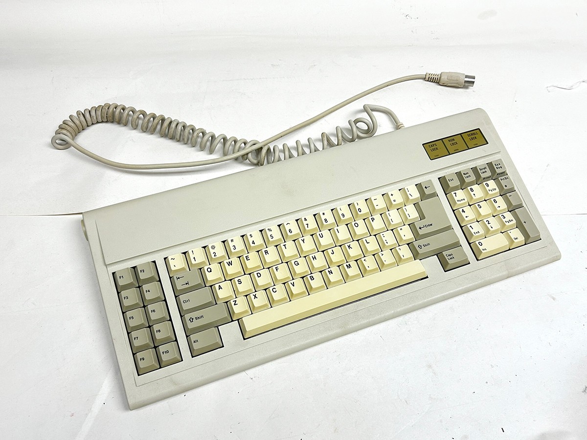 Vintage Qtronix IFC-5060 Keyboard AT, Model F Clone, 5-Pin DIN Mechanical Vintage Qtronix IFC-5060 Keyboard AT, Model F Clone, 5-Pin DIN Mechanical