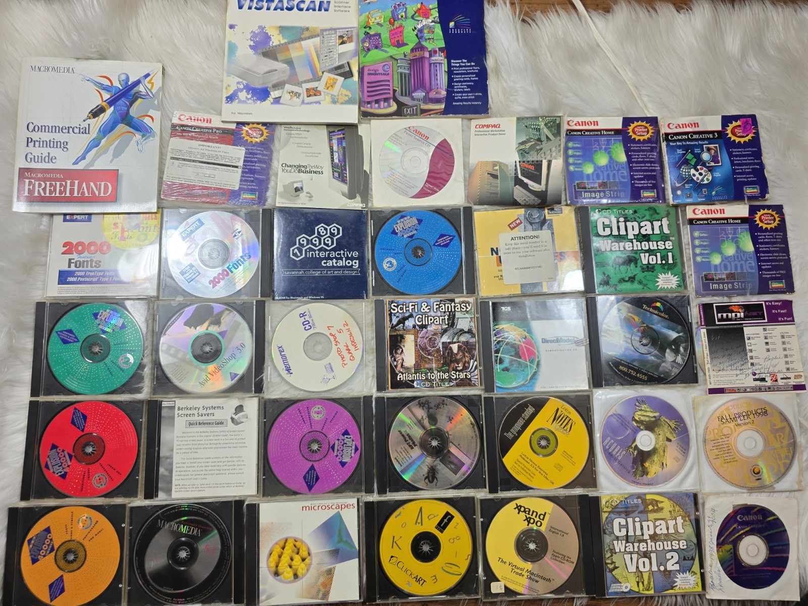 Mixed Lot Vintage Mac Windows media / Graphics / Sound Software - CDs 37 Pieces Mixed Lot Vintage Mac Windows media / Graphics / Sound Software - CDs 37 Pieces