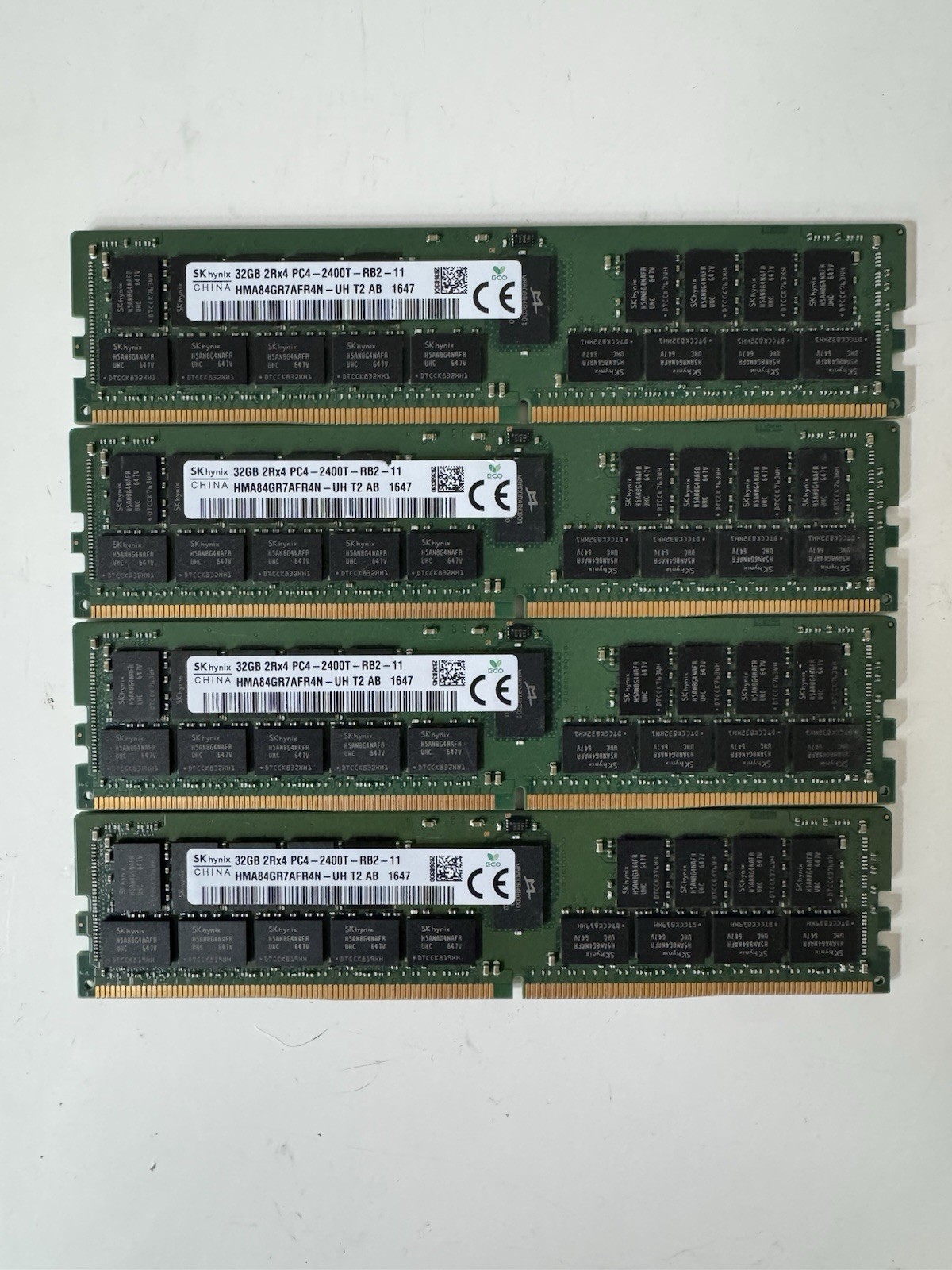 Lot of 4 SK Hynix HMA84GR7AFR4N-UH 32 GB 2Rx4 ECC RDIMM PC4 2400T-RB1-11 Lot of 4 SK Hynix HMA84GR7AFR4N-UH 32 GB 2Rx4 ECC RDIMM PC4 2400T-RB1-11