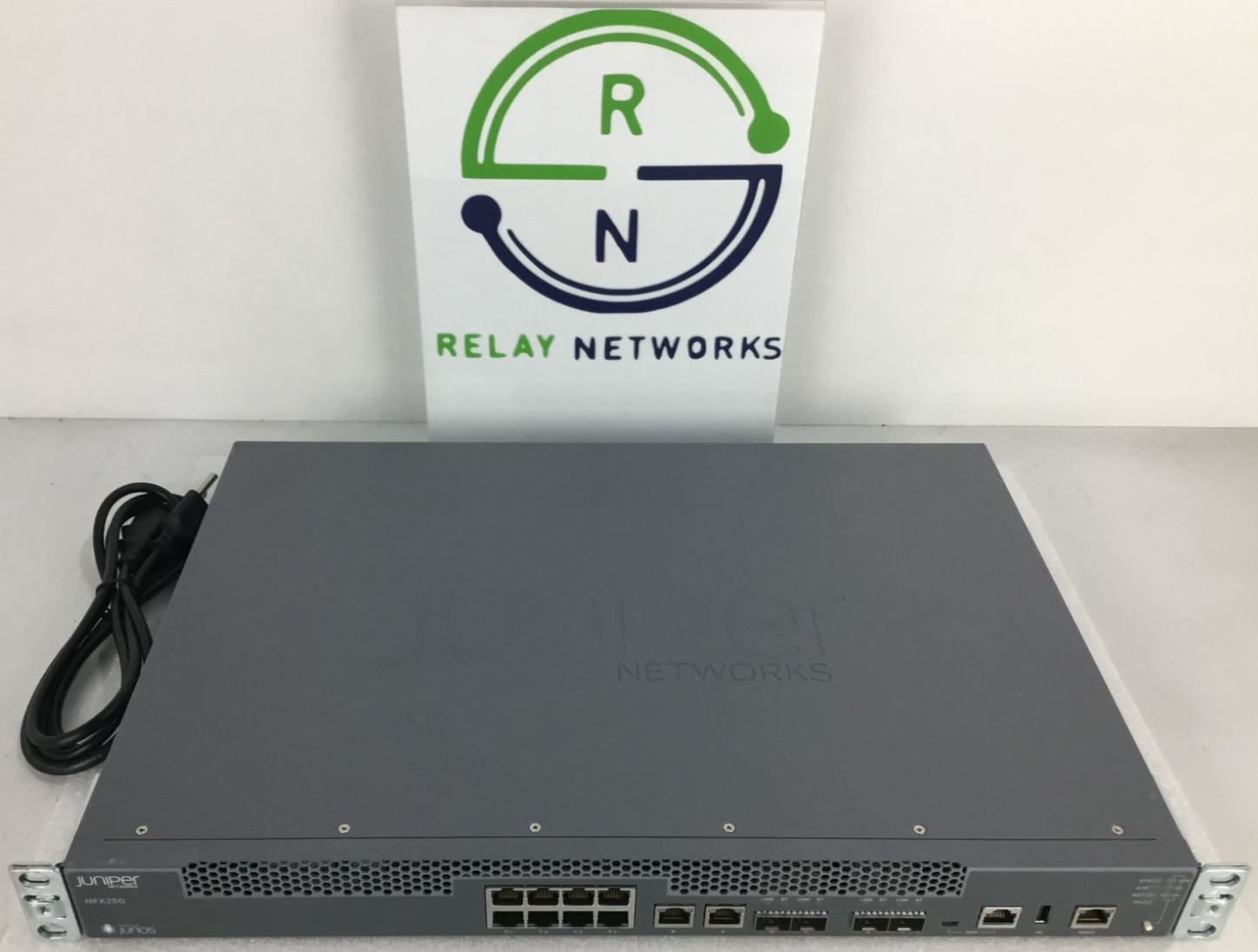 Juniper NFX250-S2 Network Services Platform Juniper NFX250-S2 Network Services Platform