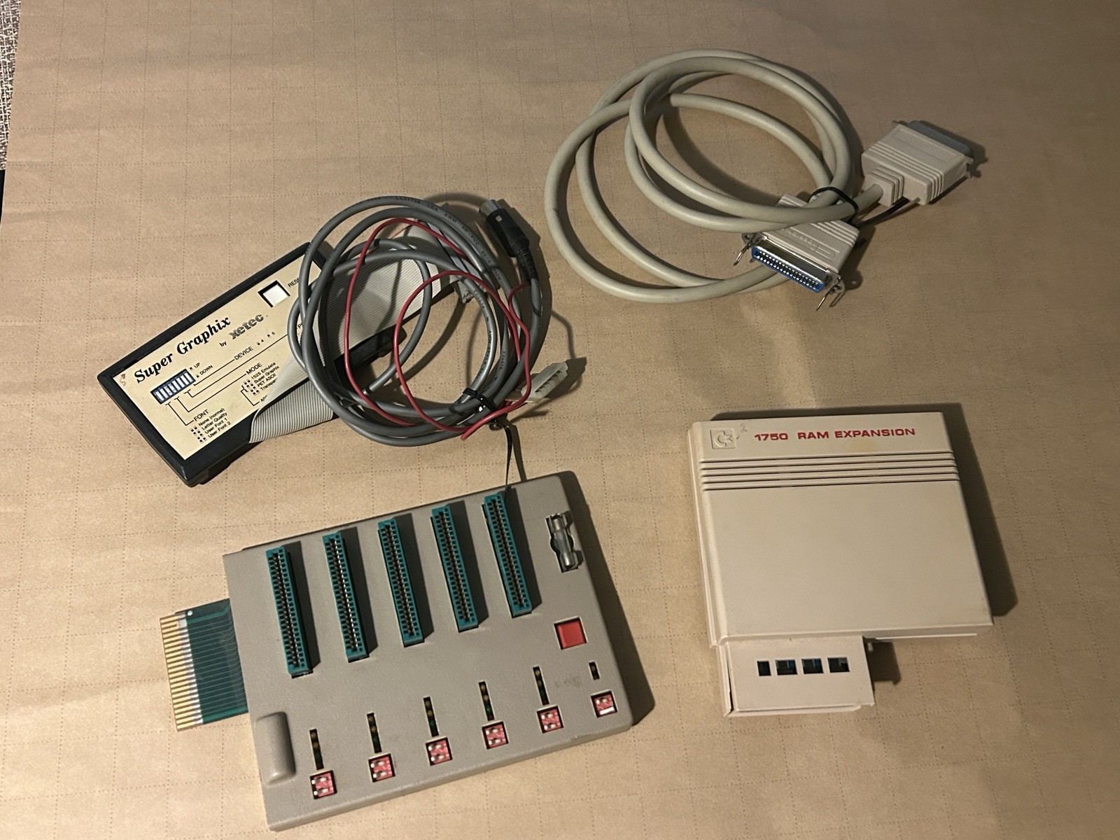 Commodore 1750 Ram expansion for parts cardboard 5 slot expansion interface Lot Commodore 1750 Ram expansion for parts cardboard 5 slot expansion interface Lot