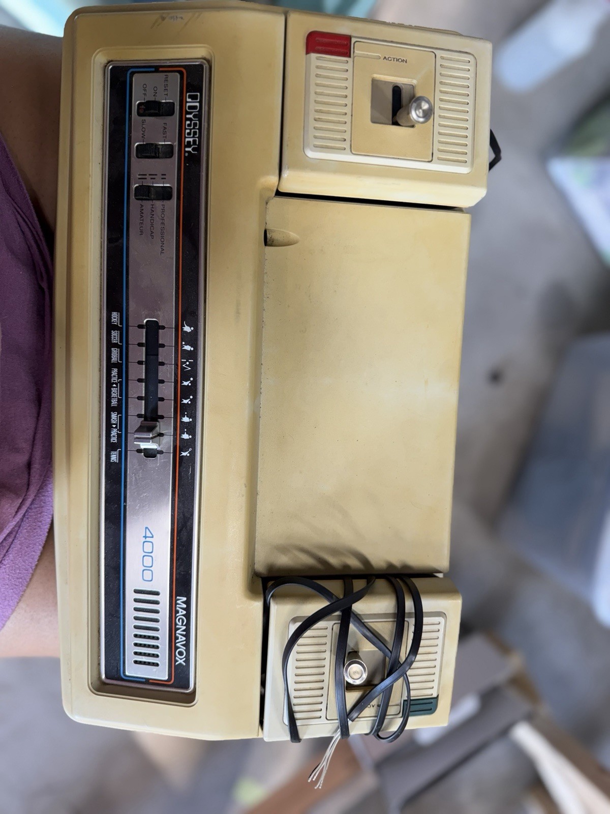 For parts/as is Magnavox Odyssey 4000 Vintage Home Computer Mainframe Unit For parts/as is Magnavox Odyssey 4000 Vintage Home Computer Mainframe Unit