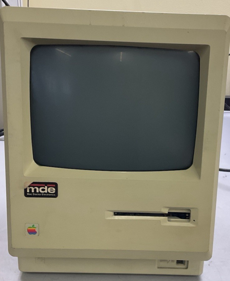 Apple Macintosh 128K M0001 Original 1984 Vintage Computer