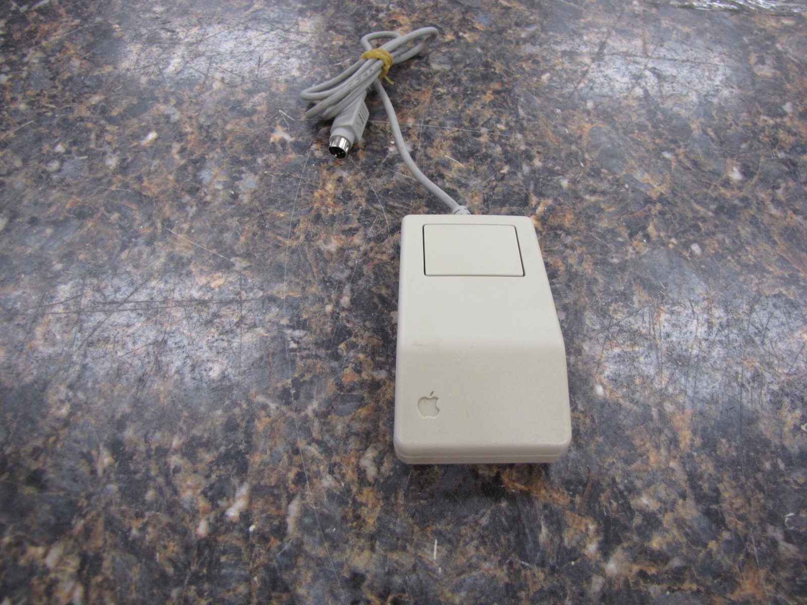 Vintage Apple G5431 Desktop Bus Mouse - NX2