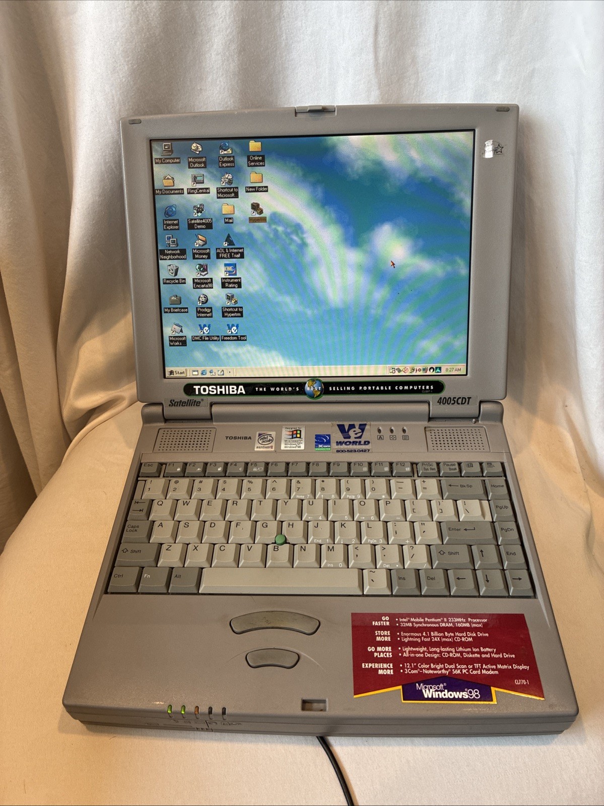 Toshiba Satellite 4005CDT Vintage Laptop Tested Works - Manuals & Charger Toshiba Satellite 4005CDT Vintage Laptop Tested Works - Manuals & Charger