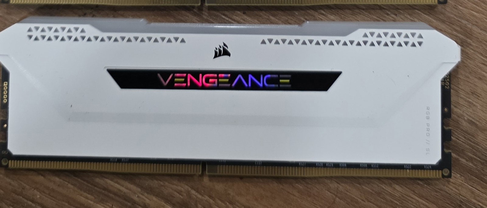 Corsair Vengeance RGB Pro SL DDR4 16GB 3200MHz 288-Pin DIMM