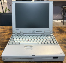 Toshiba Tecra 510CDT Vintage laptop - Windows 98 - Battery Dead picture