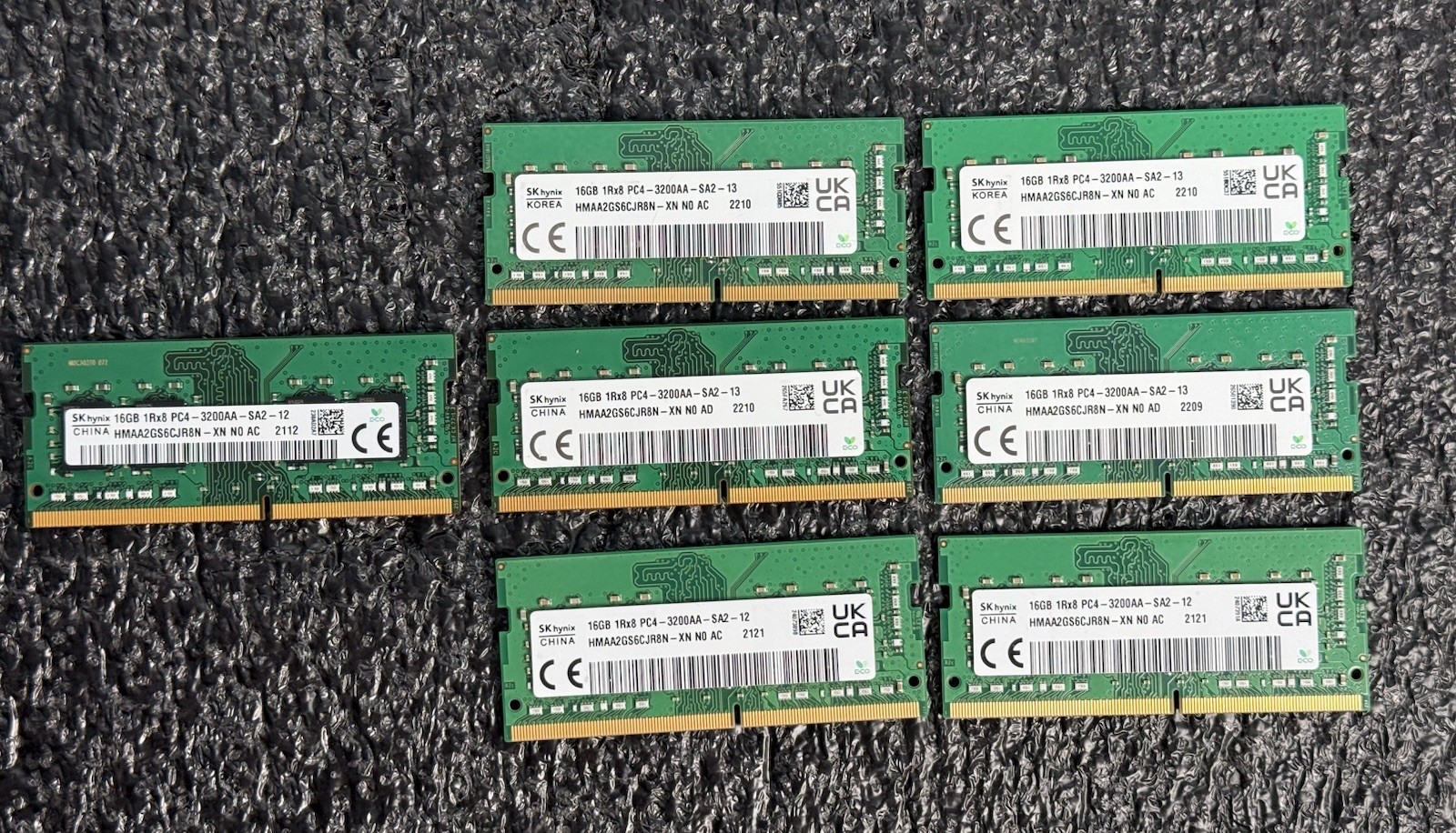 SK hynix 112GB (7x16GB) DDR4 PC4-3200AA 260-Pin SO-DIMM RAM HMAA2GS6CJR8N-XN